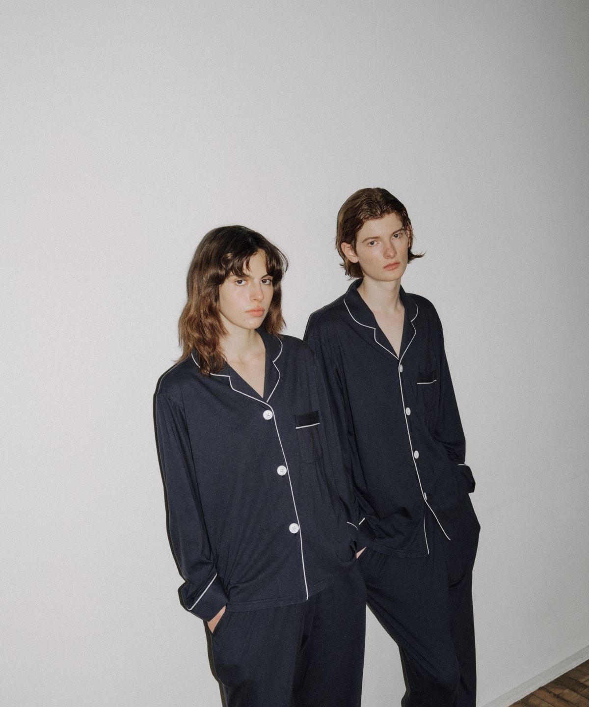 조스라운지(JO'S LOUNGE) [모달] (couple) Essential Navy Pajama Set