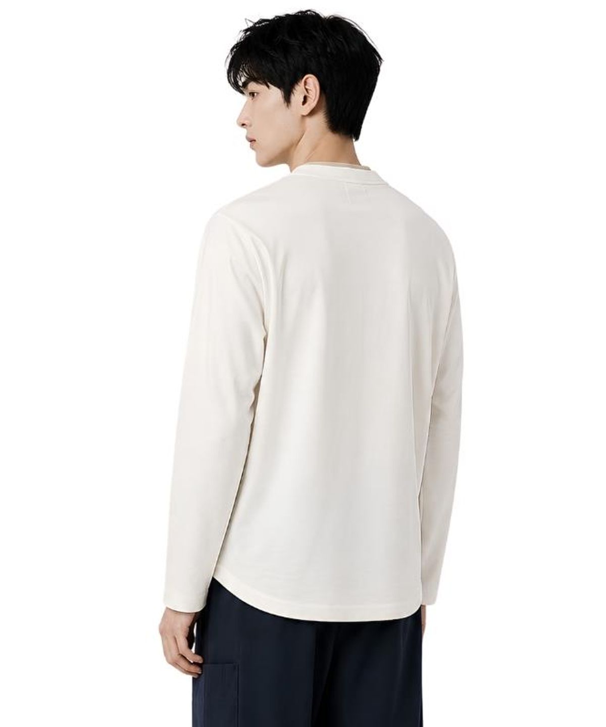 커스텀어스(CUSTOMUS) 남자 V넥 레이어드배색 긴팔 티셔츠 CXS26FKVT902 IVY