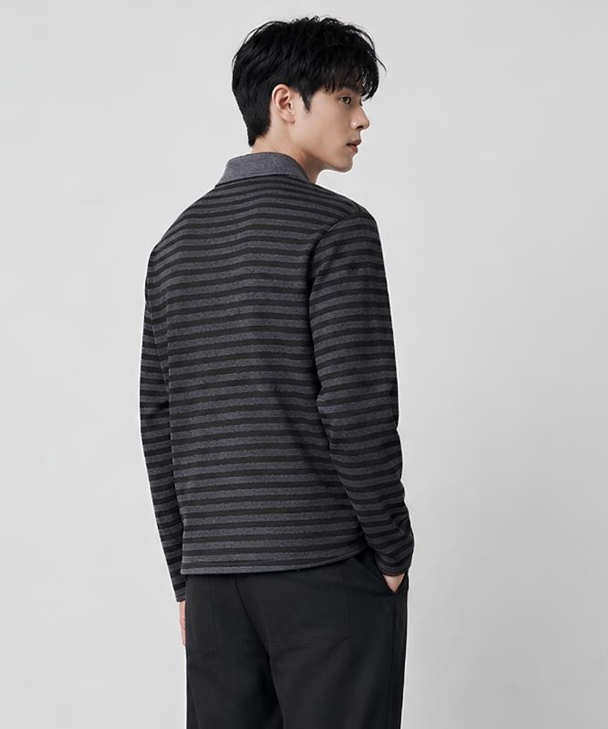 커스텀어스(CUSTOMUS) 남성 스트라이프 니트 카라티셔츠 CXS26FKKT903 BLA
