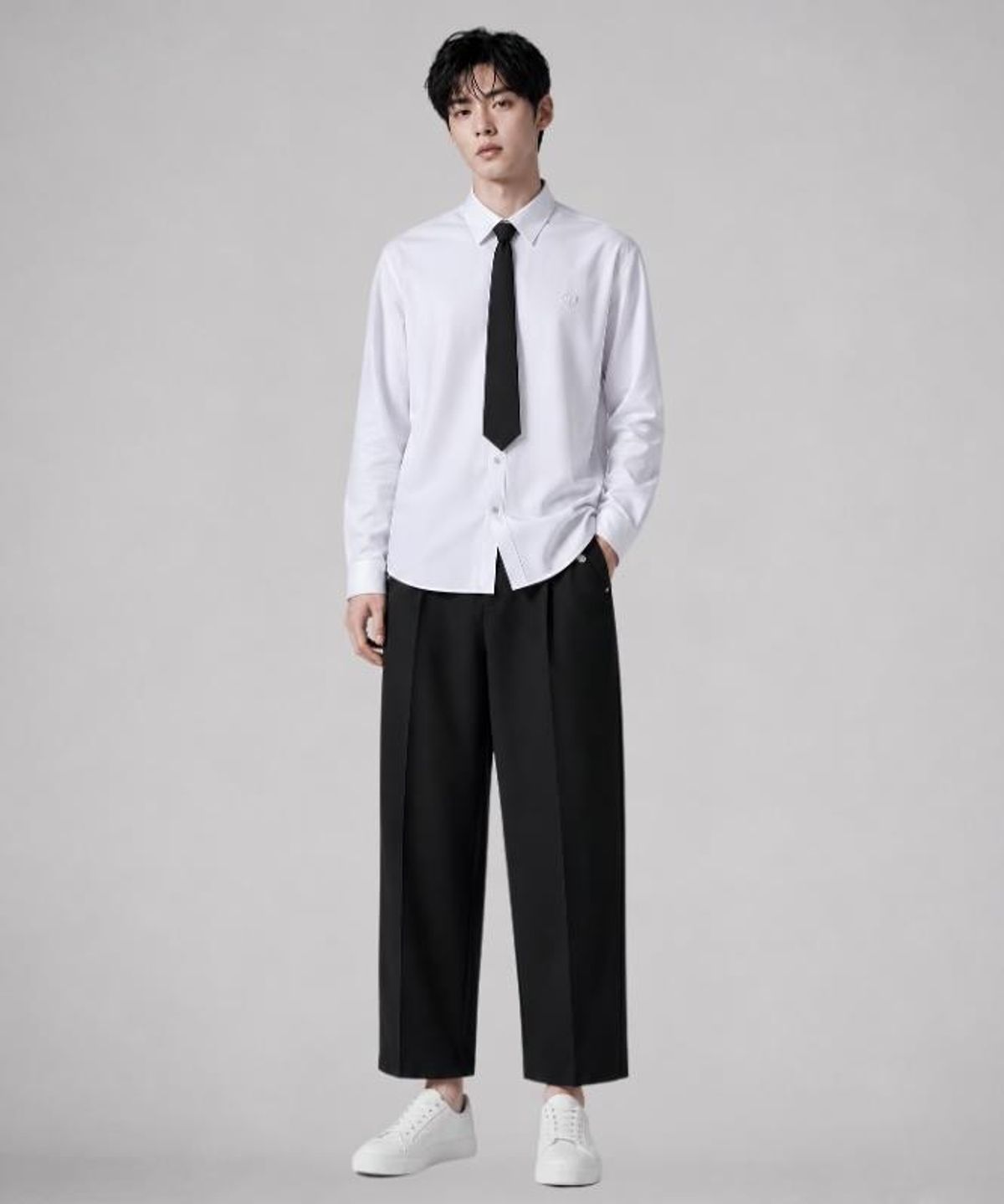 커스텀어스(CUSTOMUS) 남성 원턱 세미배기 10부 밴딩 팬츠 CXS26FWPT902 BLA