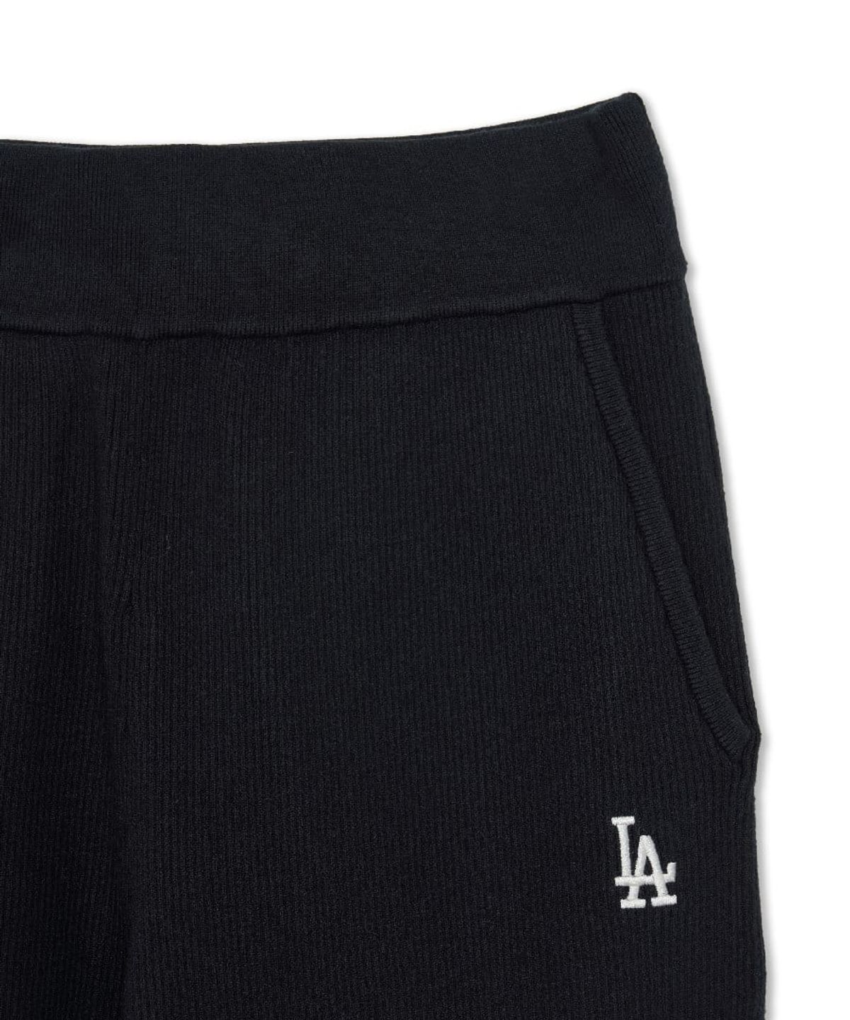 엠엘비(MLB) 여성 베이직 골지 스웨터 와이드플레어 팬츠 LA (Black)