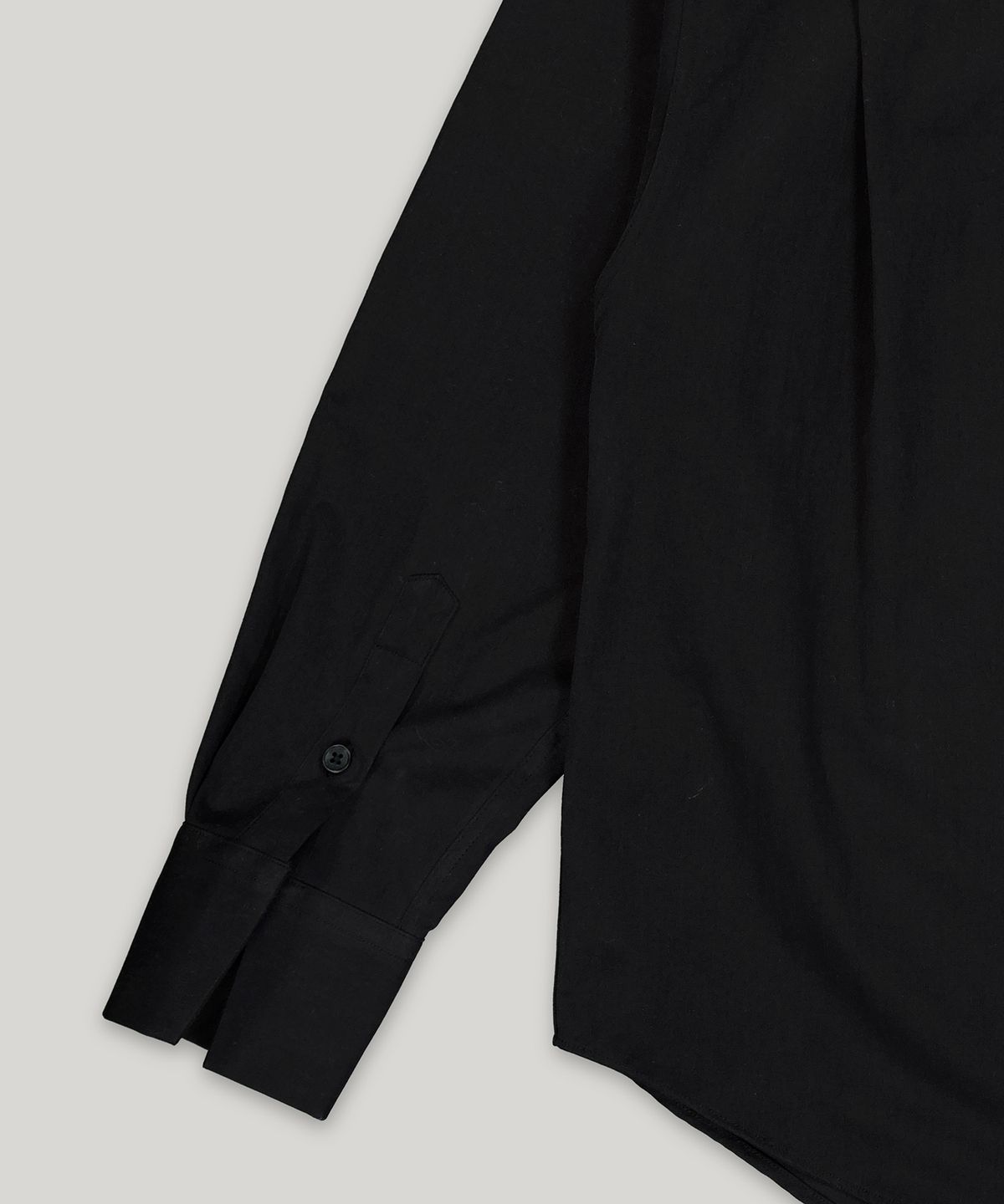 아더이지(OTHER EASY) drape pop-over shirts (black)