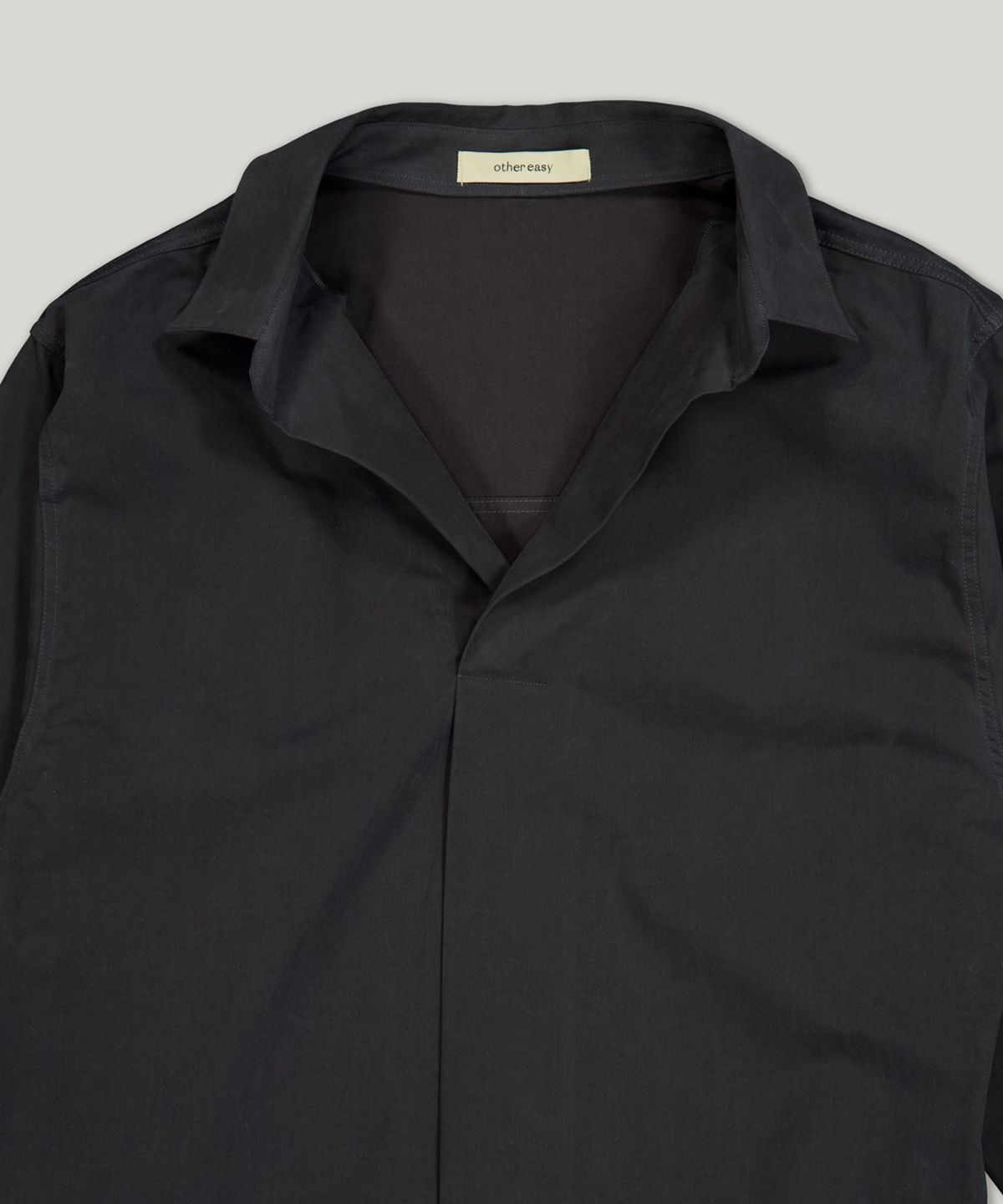 아더이지(OTHER EASY) drape pop-over shirts (charcoal)