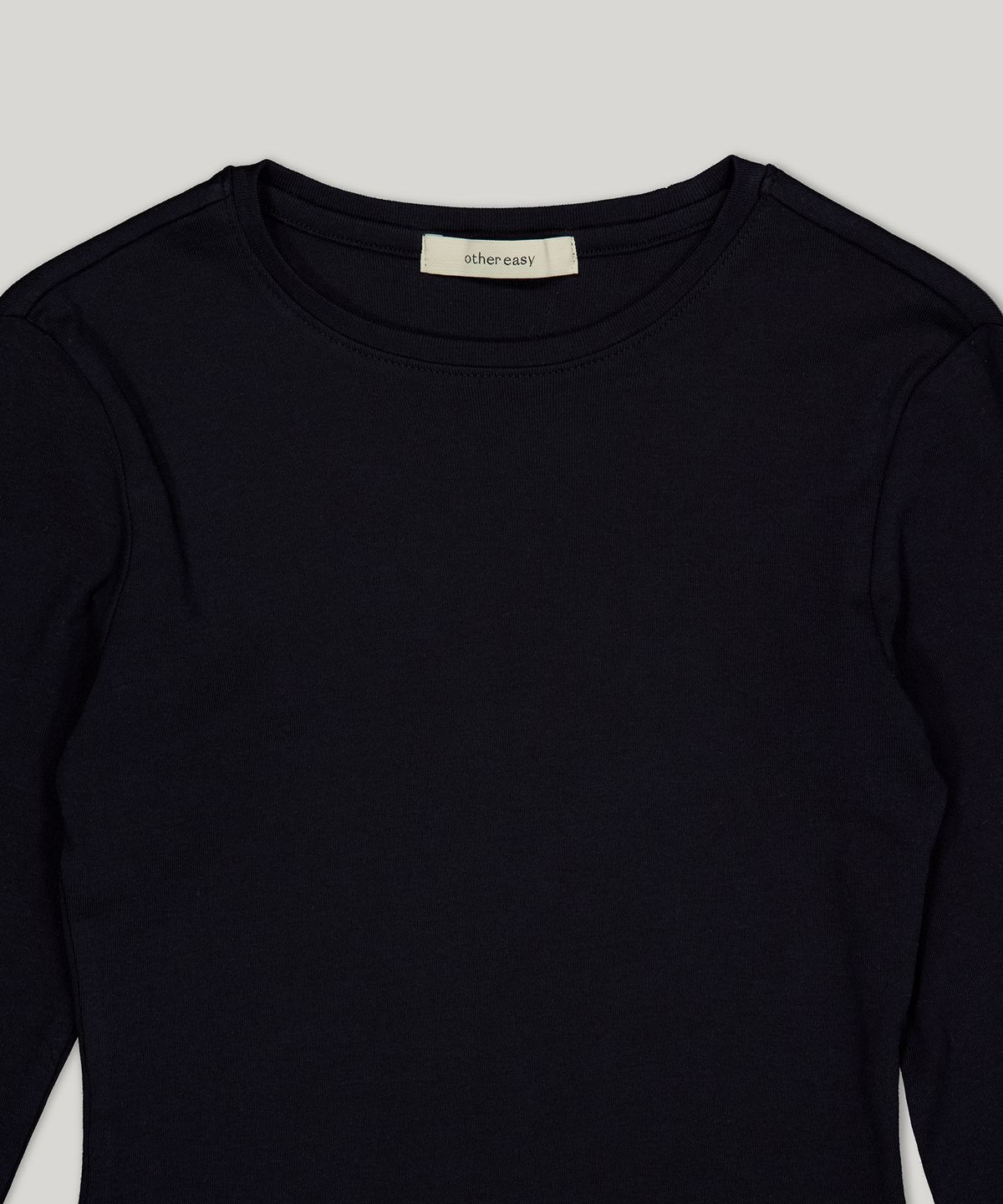 아더이지(OTHER EASY) silhouette long-sleeve t-shirt (black)