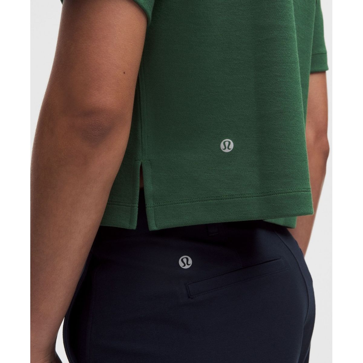 룰루레몬(LULULEMON) 코튼 블렌드 피케 숏슬리브 폴로 셔츠  IVYG TRNV