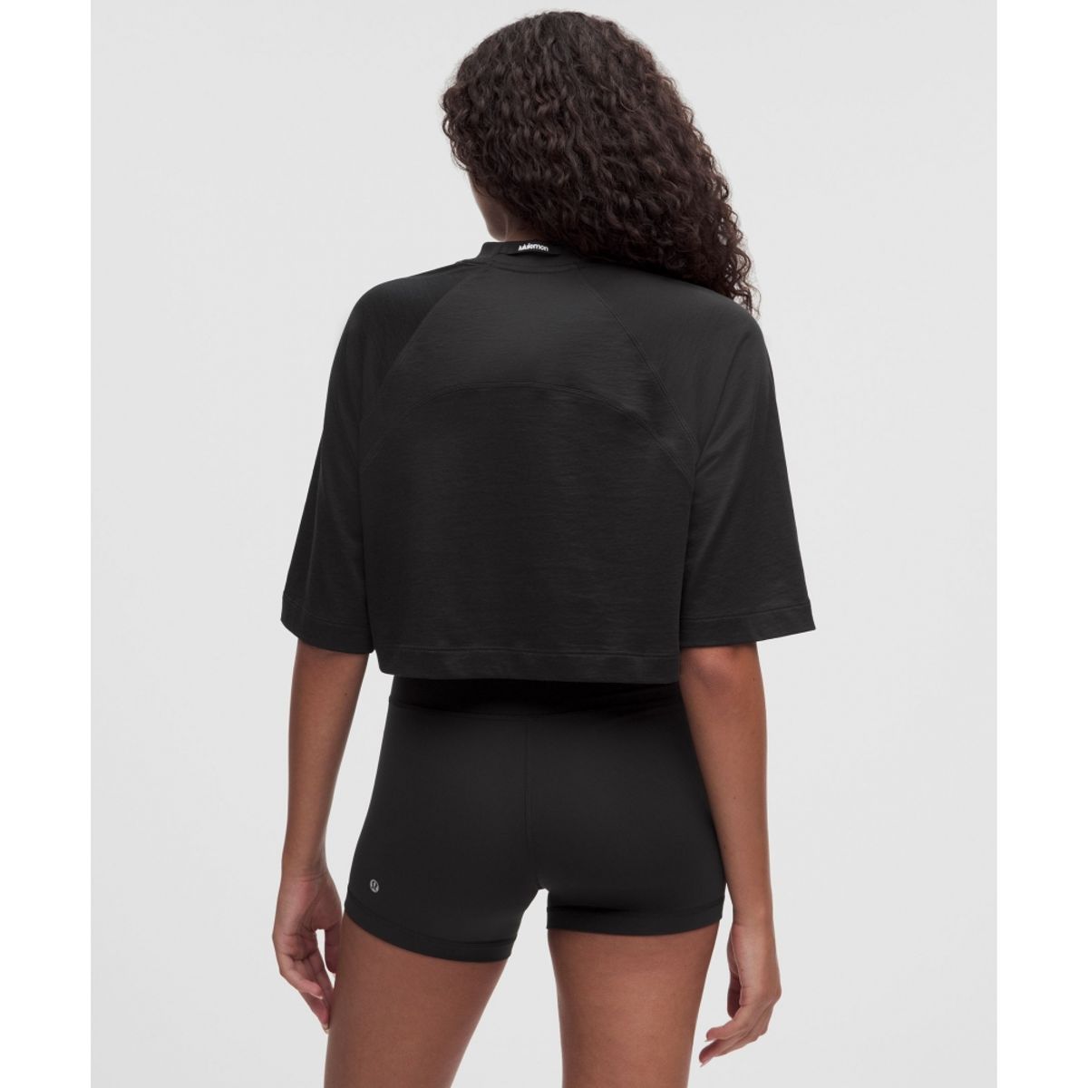 룰루레몬(LULULEMON) 코튼 블렌드 트레이닝 릴랙스 핏 티셔츠  BLK
