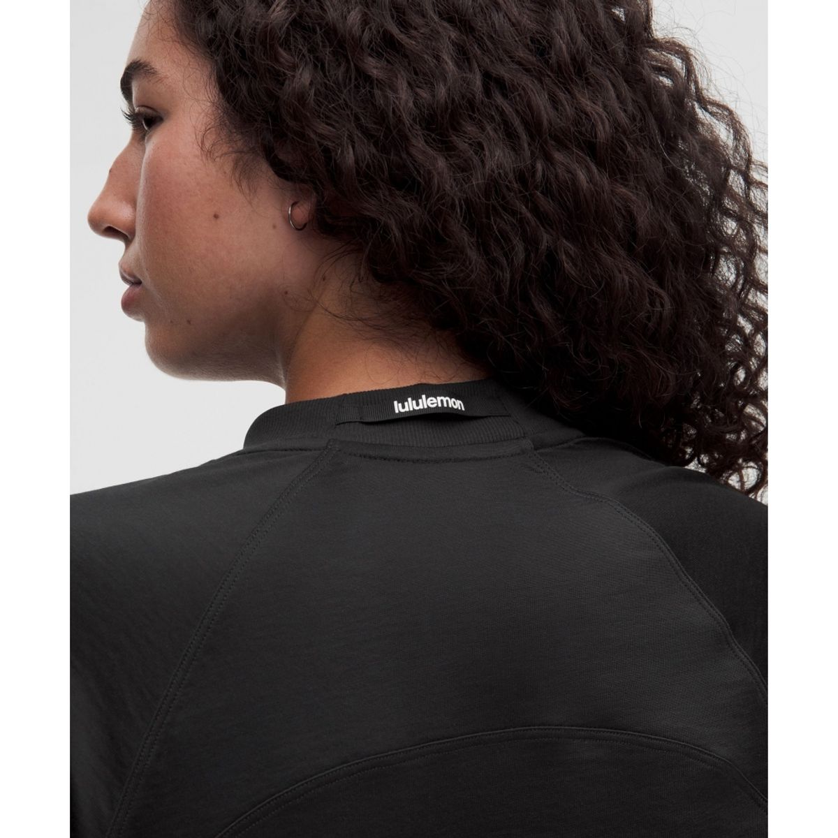 룰루레몬(LULULEMON) 코튼 블렌드 트레이닝 릴랙스 핏 티셔츠  BLK