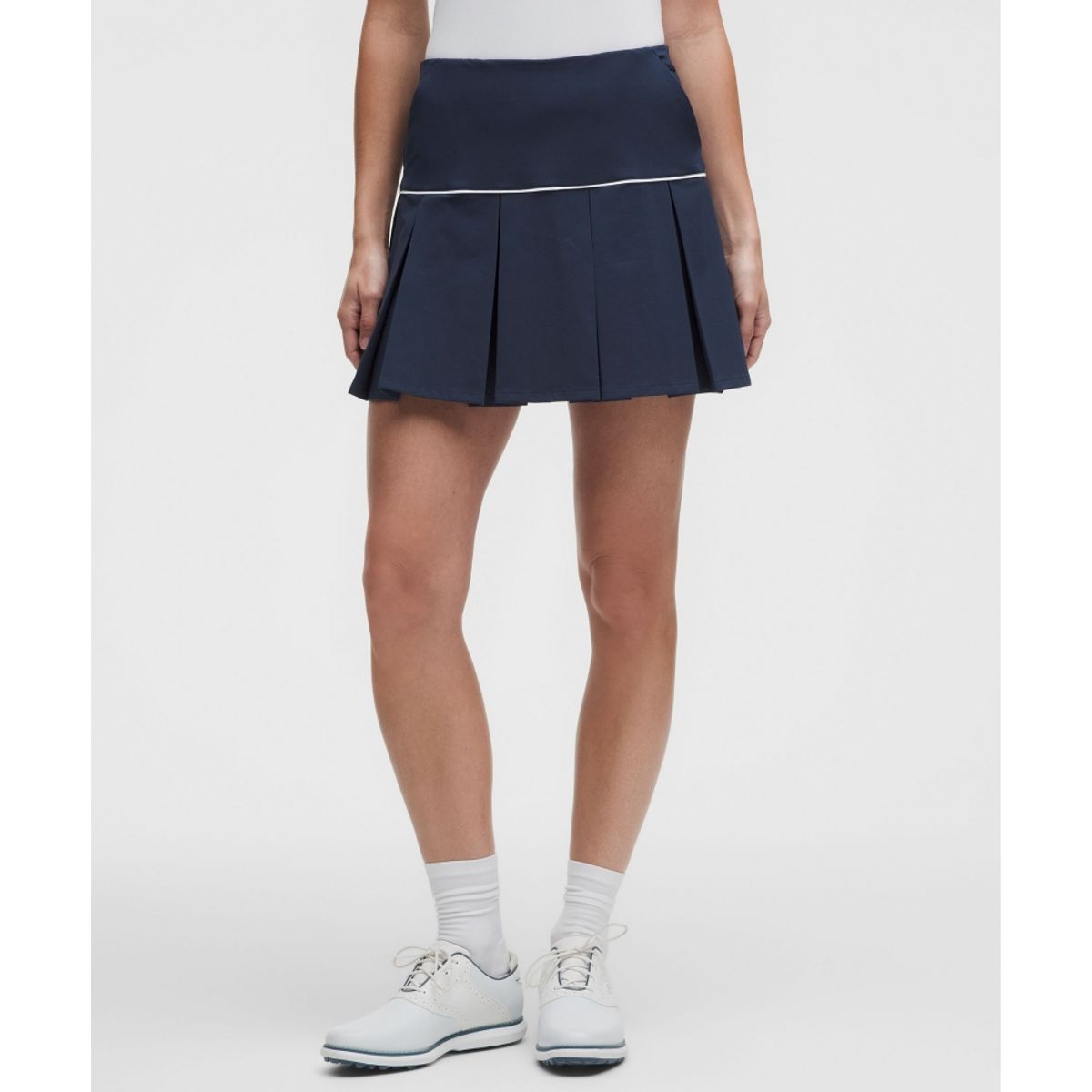 룰루레몬(LULULEMON) 퍼포레이티드 플리츠 골프 스커트  CLBL WHT