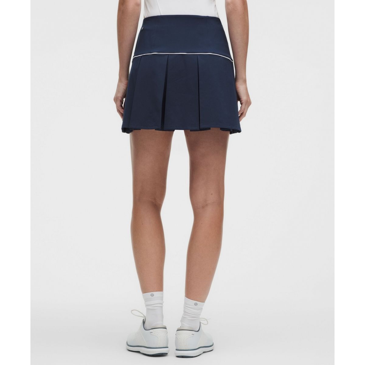 룰루레몬(LULULEMON) 퍼포레이티드 플리츠 골프 스커트  CLBL WHT