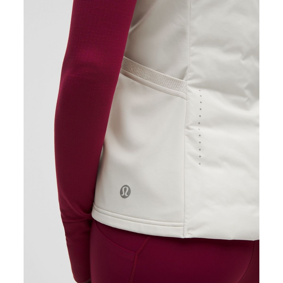 룰루레몬(LULULEMON) 다운 포 잇 올 러닝 베스트  LTIV