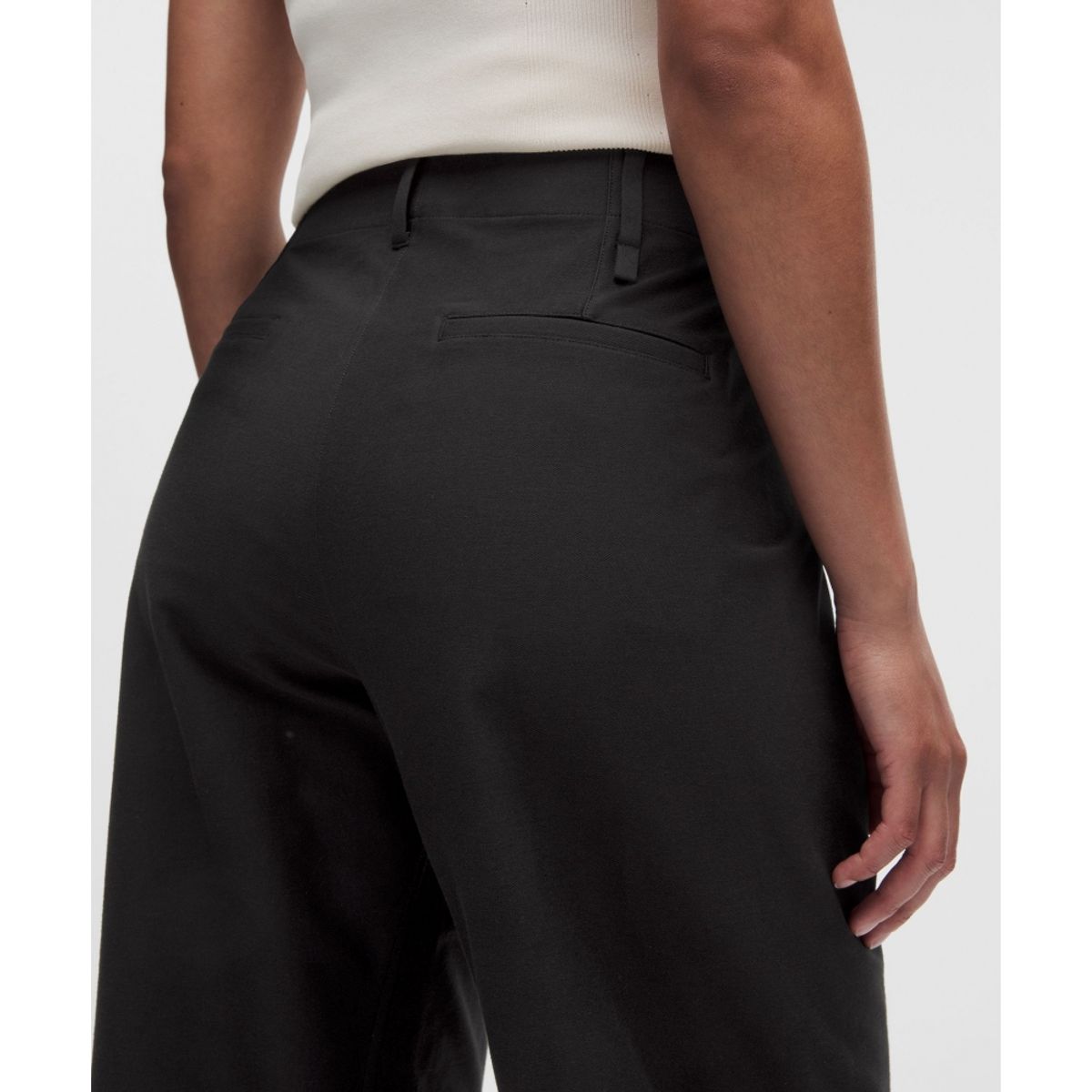 룰루레몬(LULULEMON) Utilitech 배럴 레그 골프 팬츠  BLK