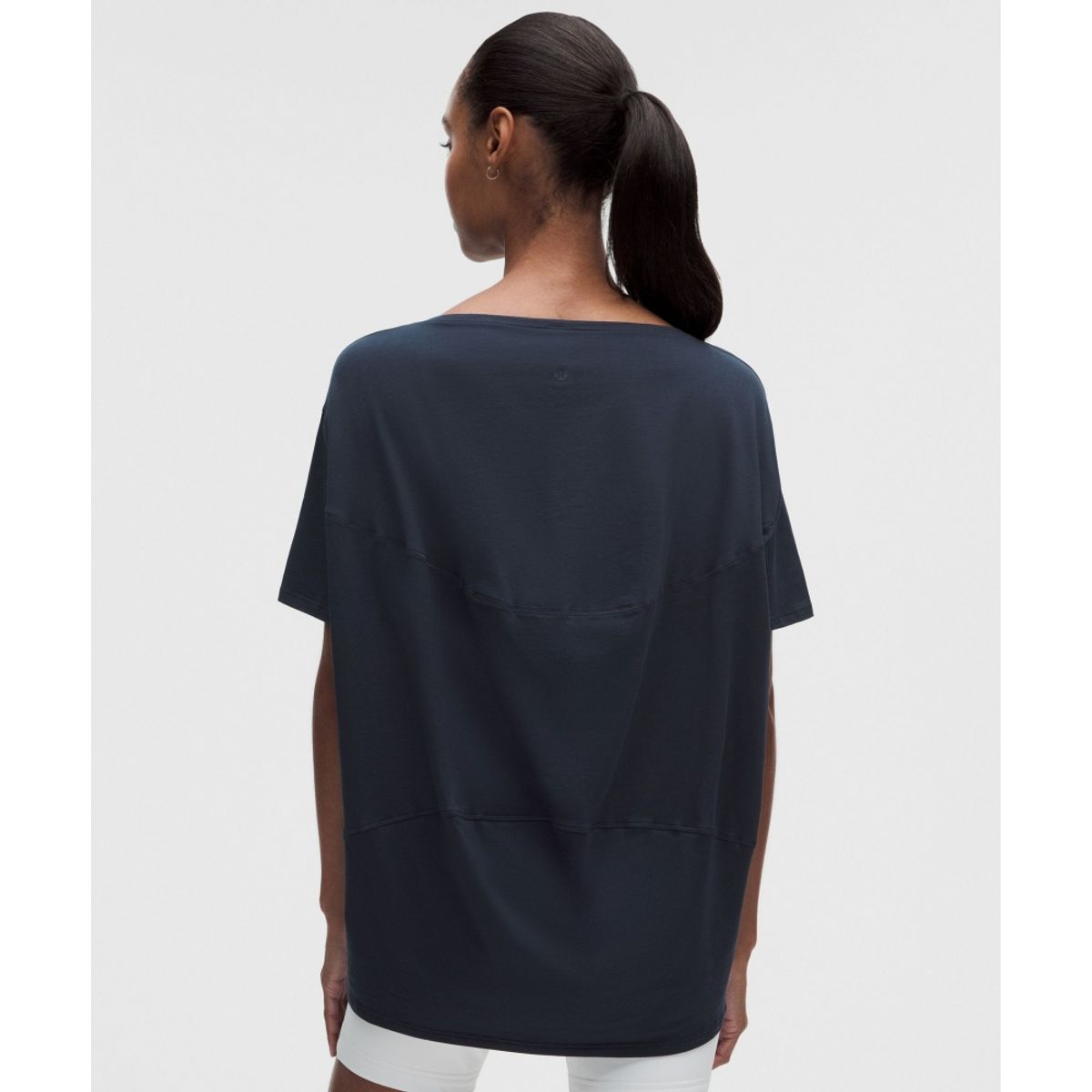 룰루레몬(LULULEMON) 백 인 액션 코튼 티셔츠  TRNV