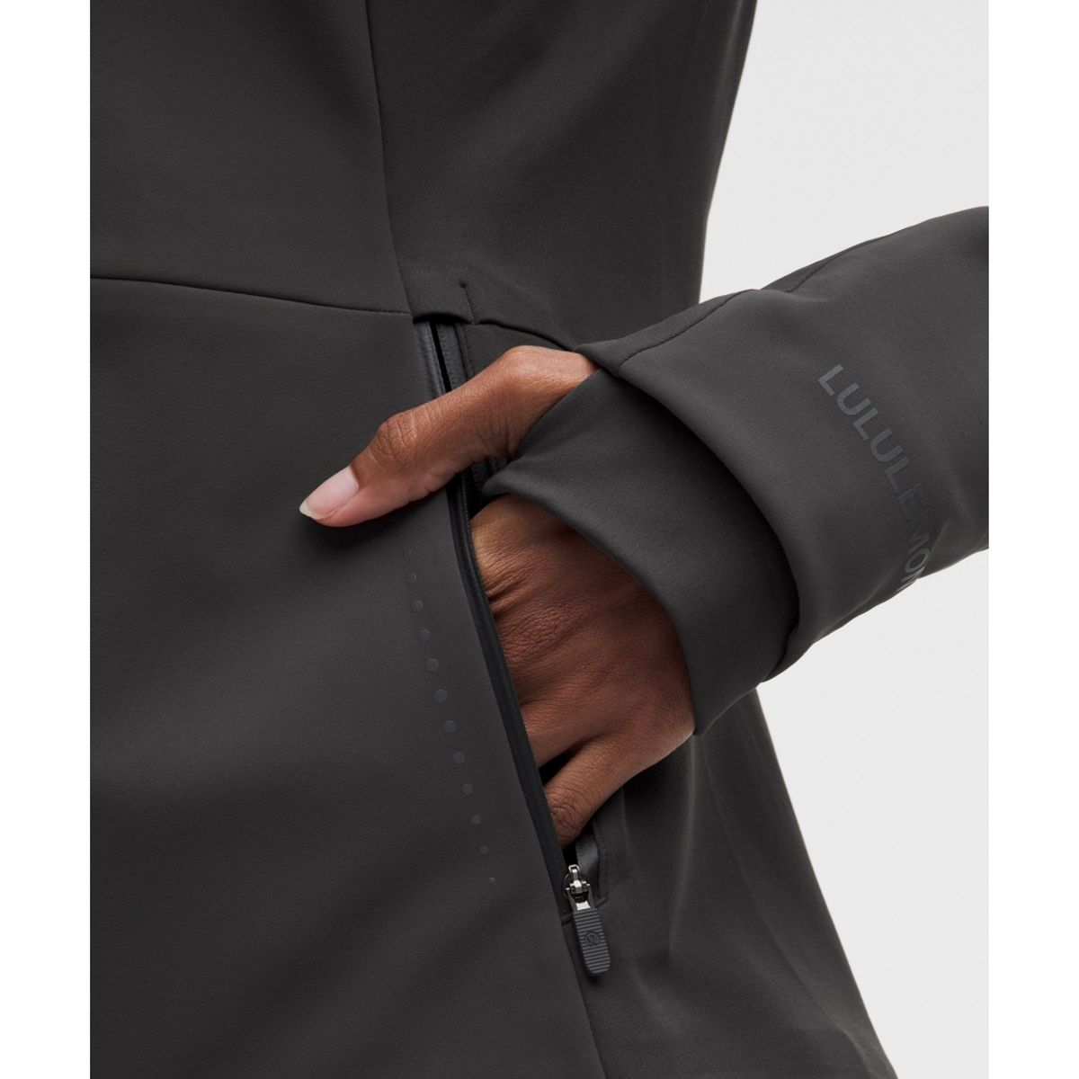 룰루레몬(LULULEMON) 우먼스 크로스 칠 퍼포먼스 재킷  GGRE