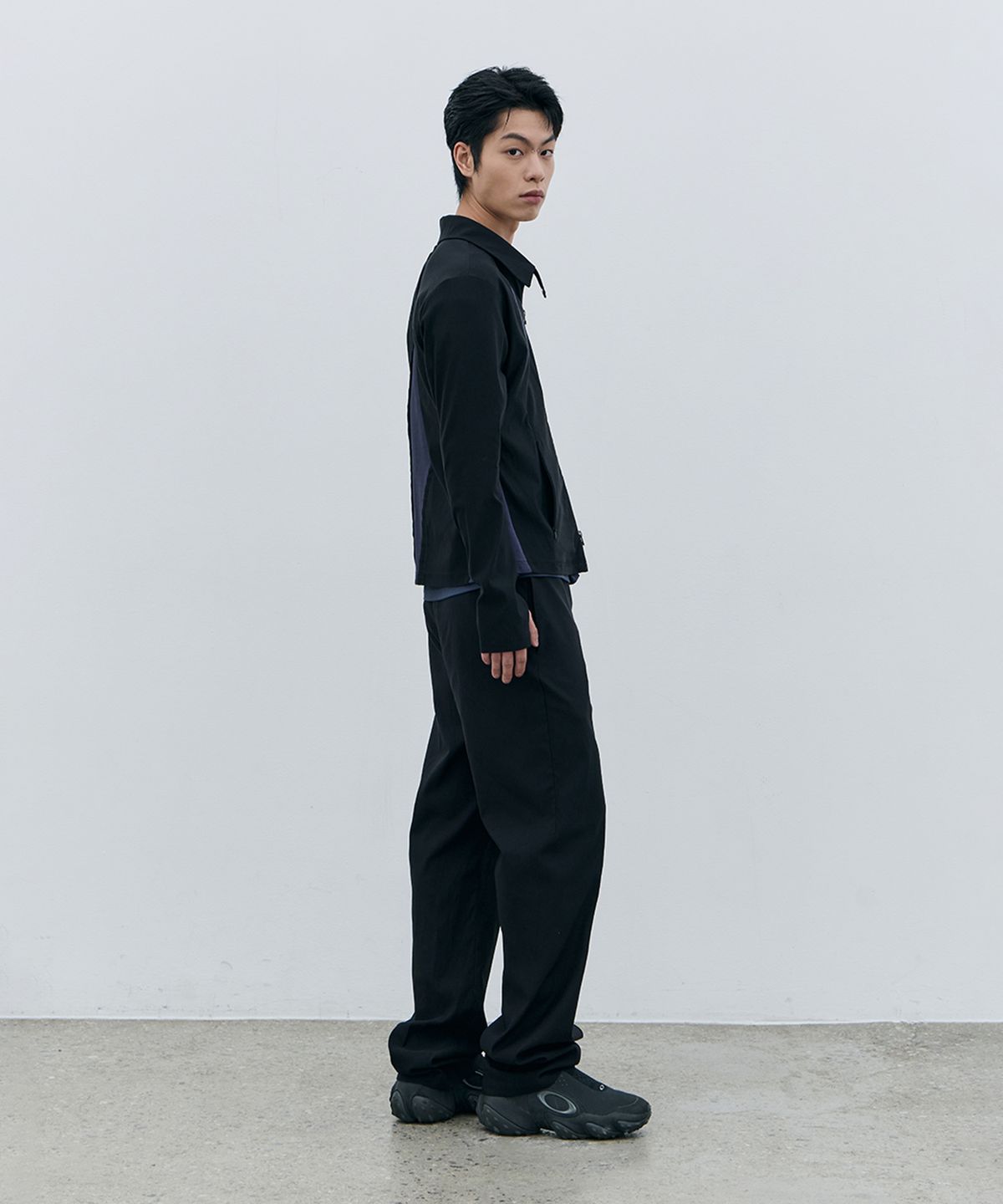 로움(ROWM) CONTRAST PANEL JACKET (BLACK)