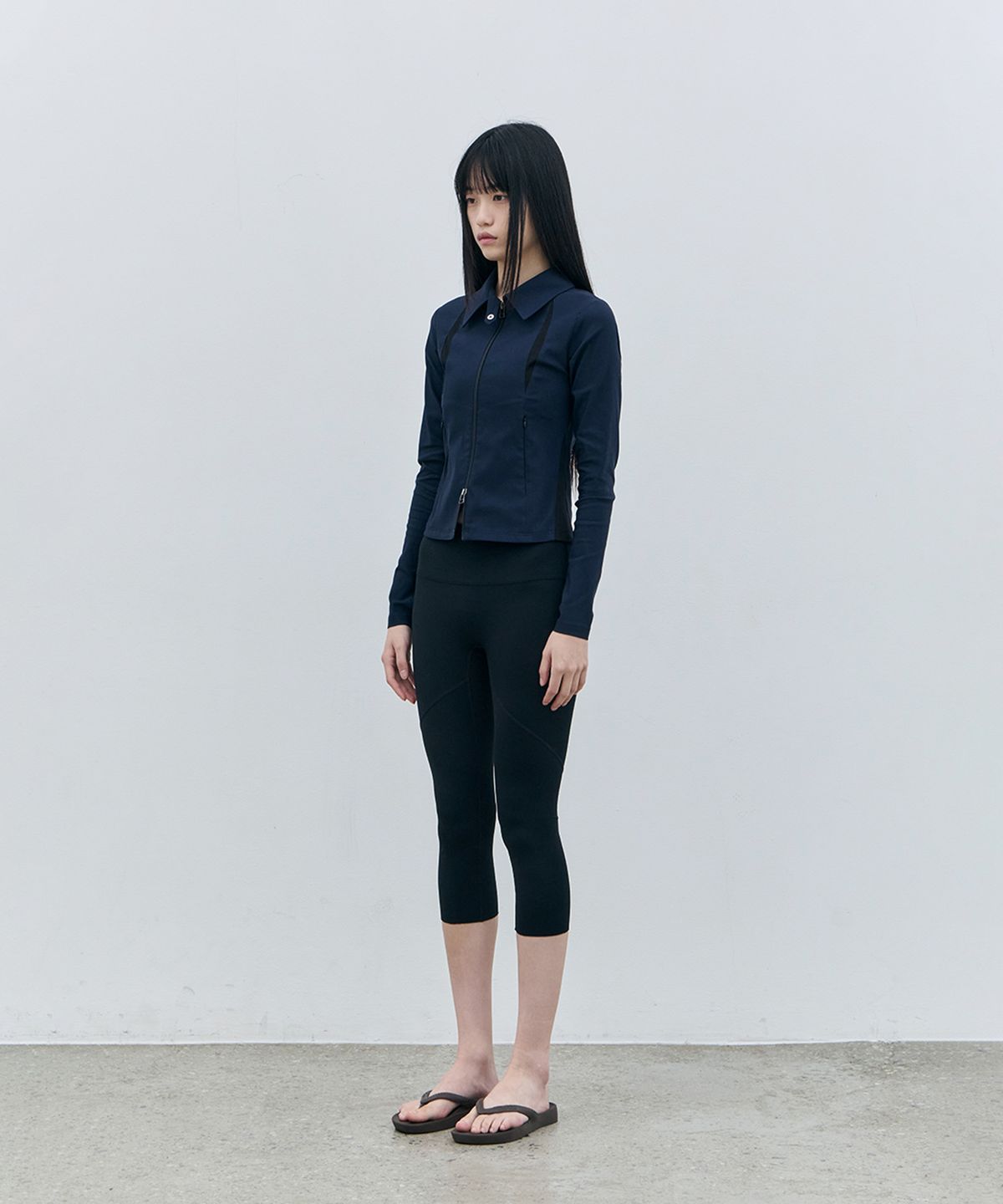 로움(ROWM) CONTRAST PANEL JACKET (NAVY)