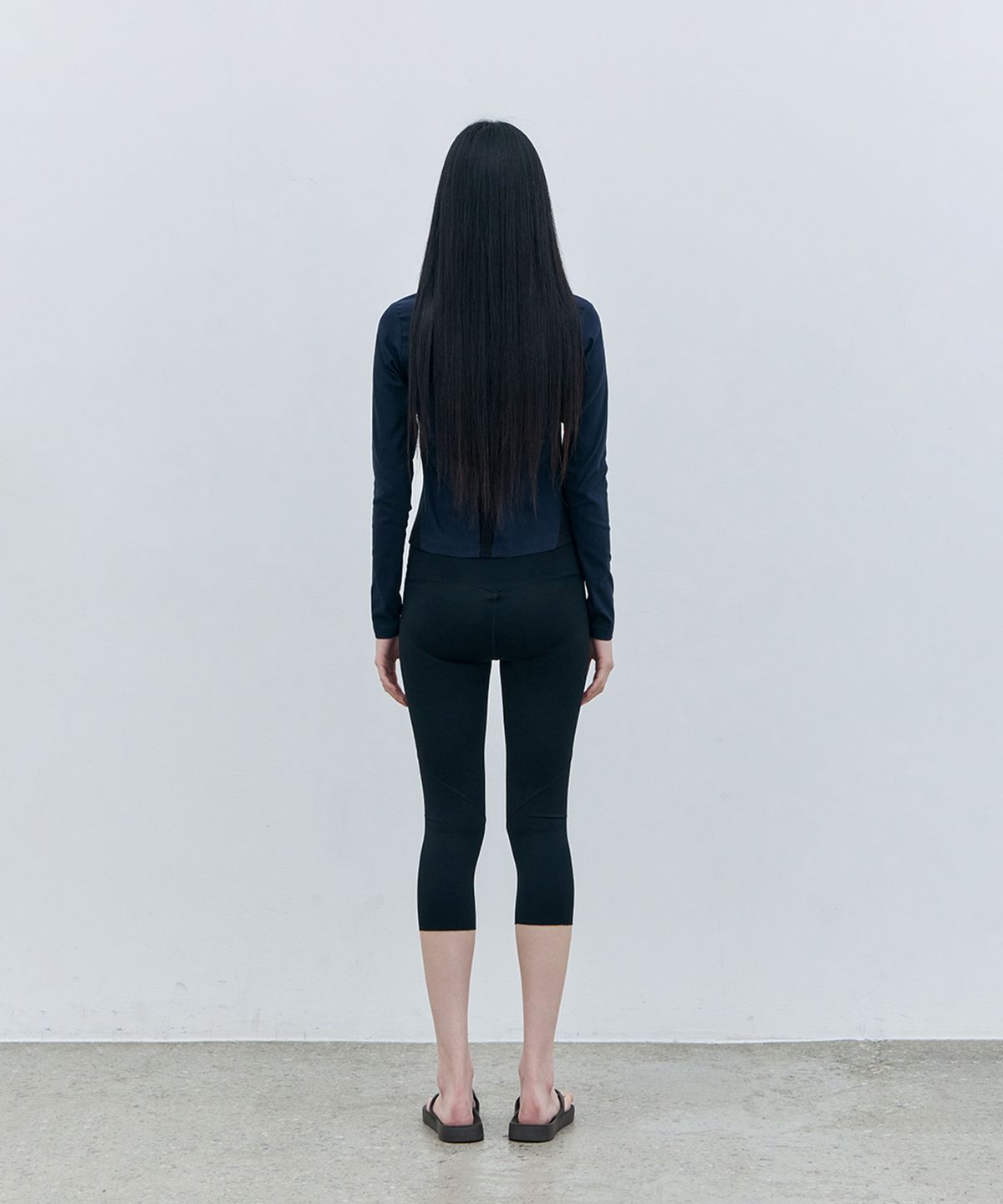로움(ROWM) CONTRAST PANEL JACKET (NAVY)
