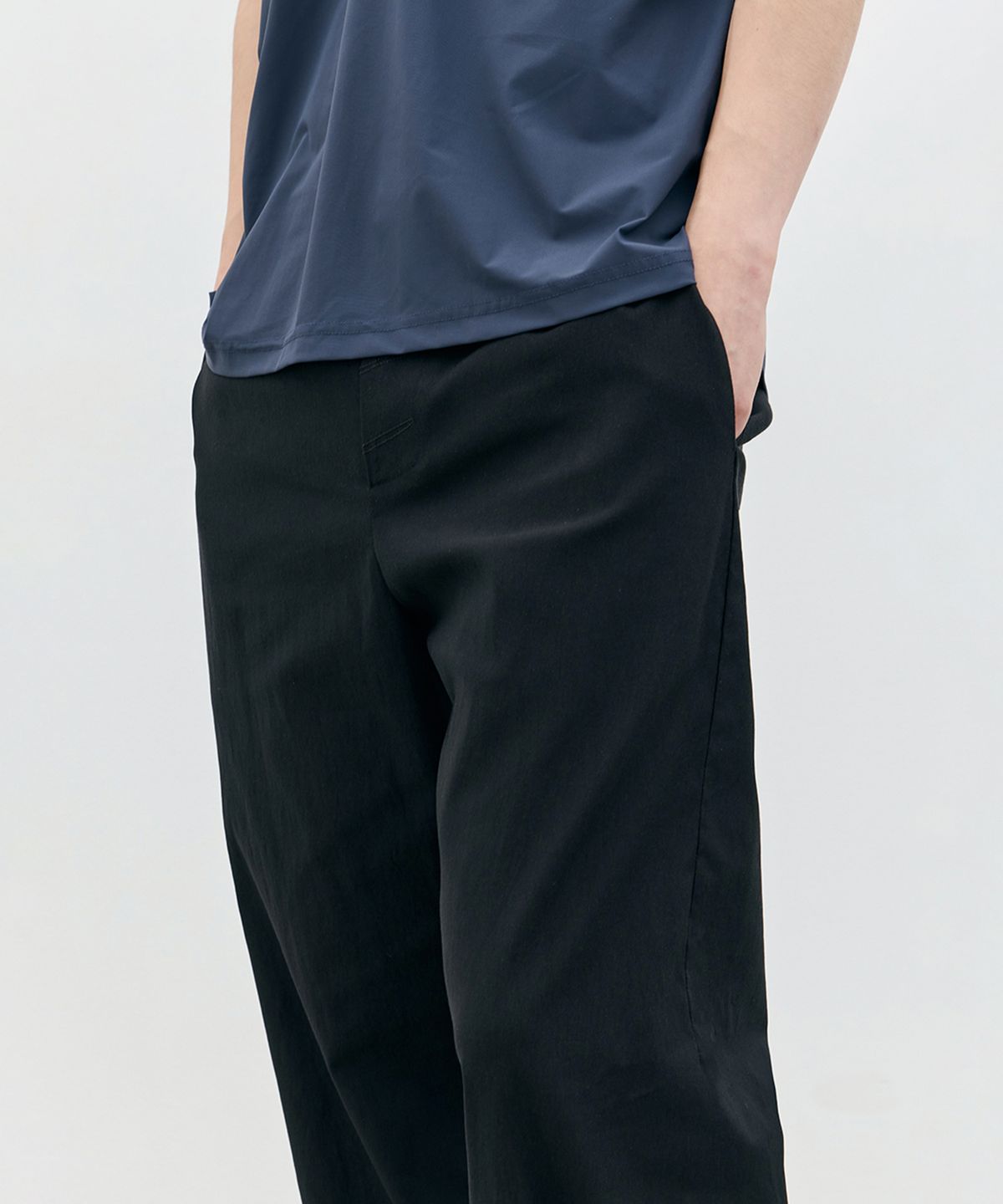 로움(ROWM) SIDE DART TECHNICAL PANTS (BLACK)