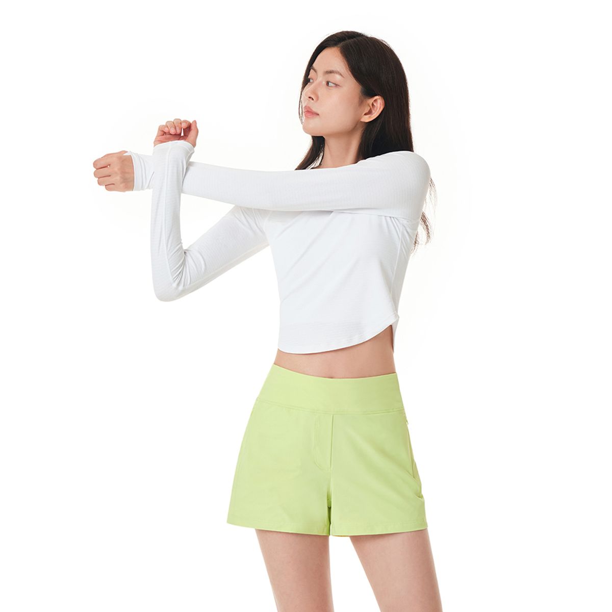 안다르(ANDAR) 페더리모션 롱슬리브 크롭티