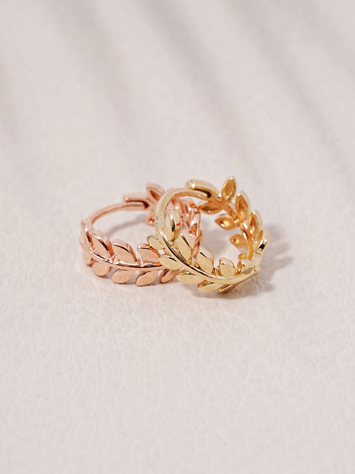 미니멀피어싱(MINIMALPIERCING) 14K 리프 라인 원터치 링 귀걸이