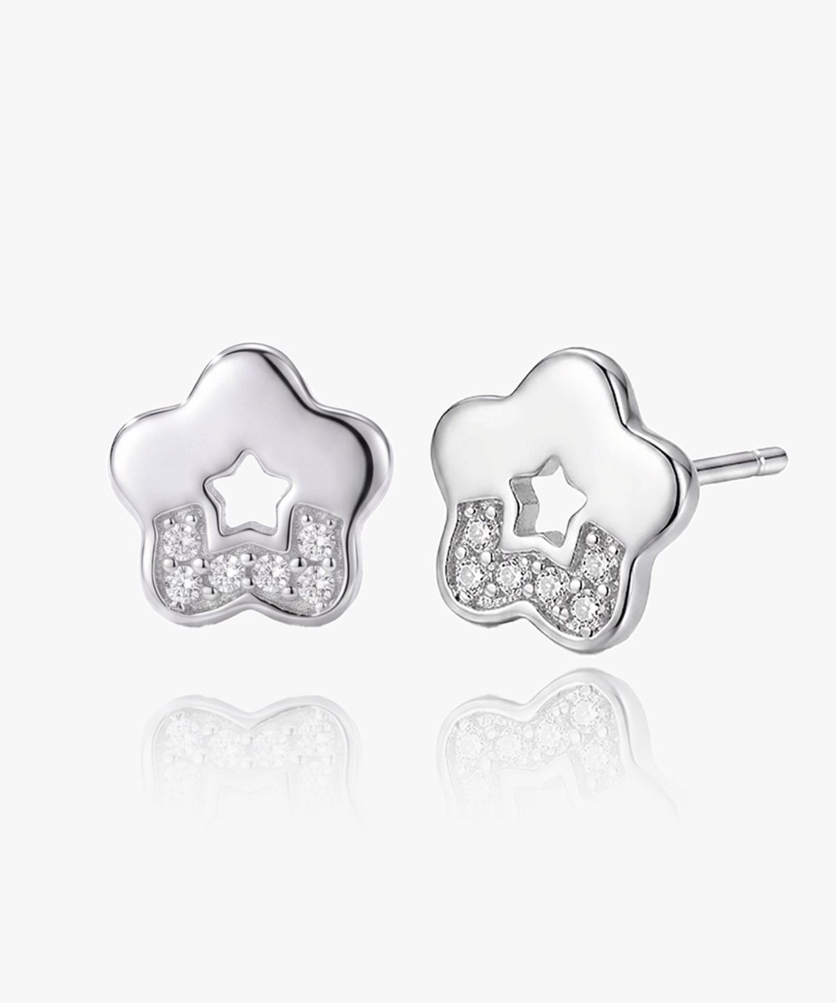 엘렌쥬얼리(HELENE JEWELRY) 실버 925 Silver 하프 큐빅 플라워 은 귀걸이