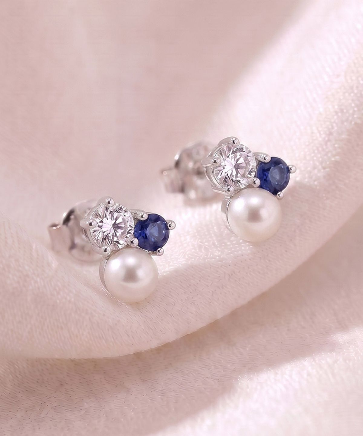 엘렌쥬얼리(HELENE JEWELRY) 실버 925 Silver 사파이어 앤 펄 큐빅 은 귀걸이