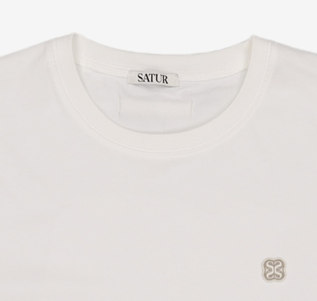 세터(SATUR) 반소매 티셔츠 XL