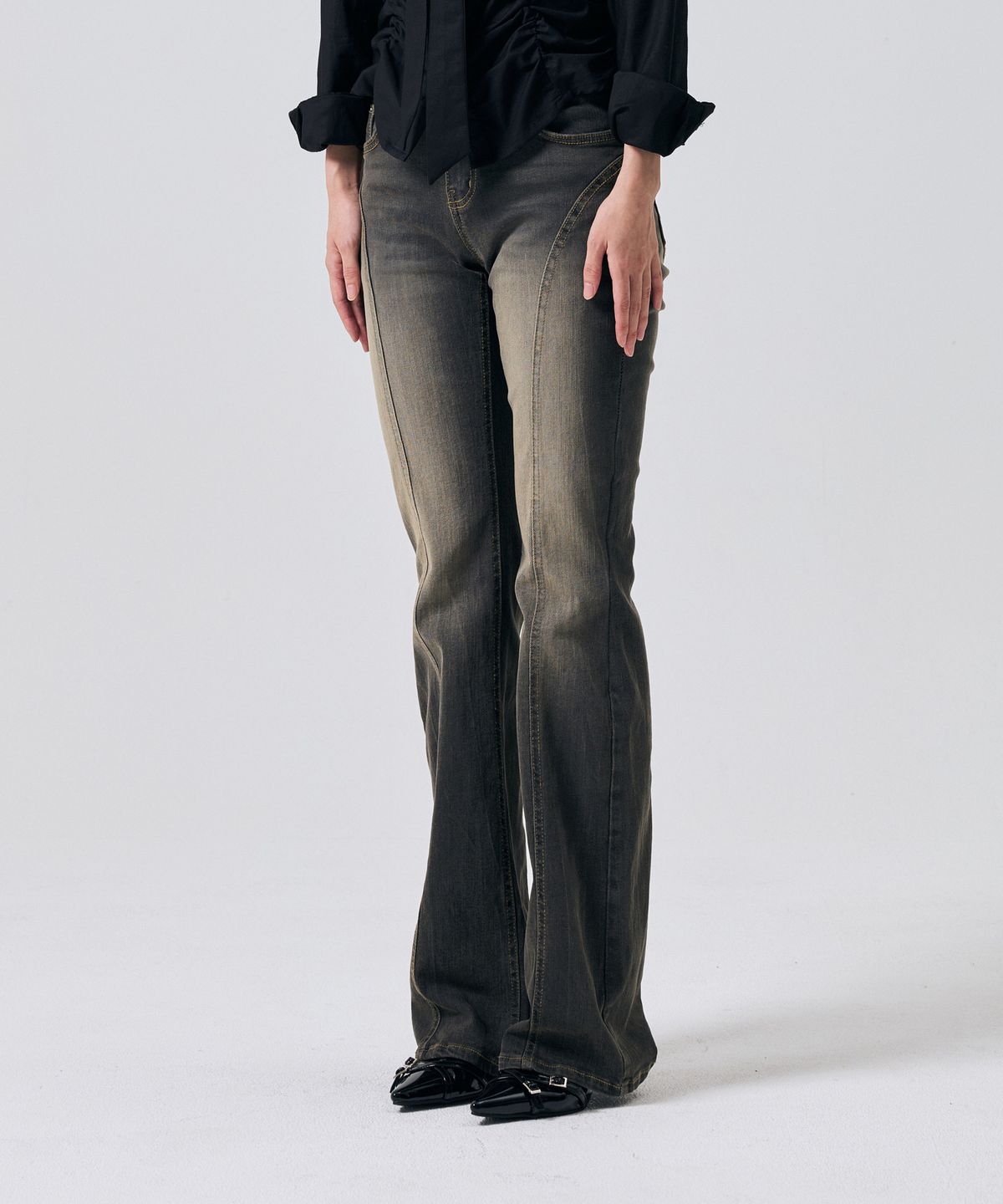 아리킴(ARIKIM) ELLA BOOTCUT DENIM PANTS / BLACK