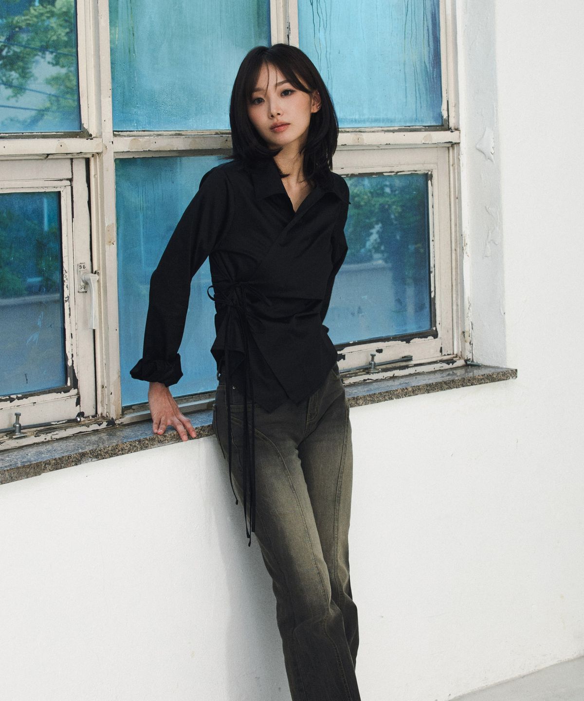 아리킴(ARIKIM) HALO WRAP SHIRT / BLACK