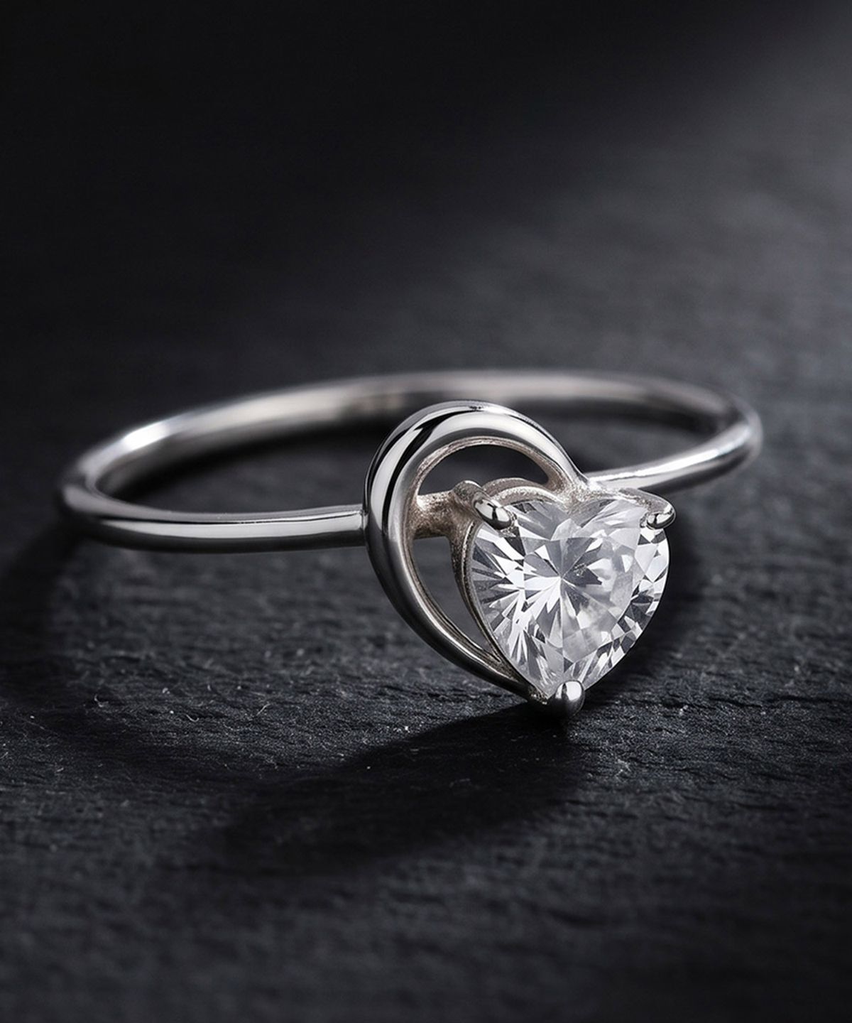 엘렌쥬얼리(HELENE JEWELRY) 실버 925 Silver 세렌디 하트 큐빅 미스 링 은 실 반지