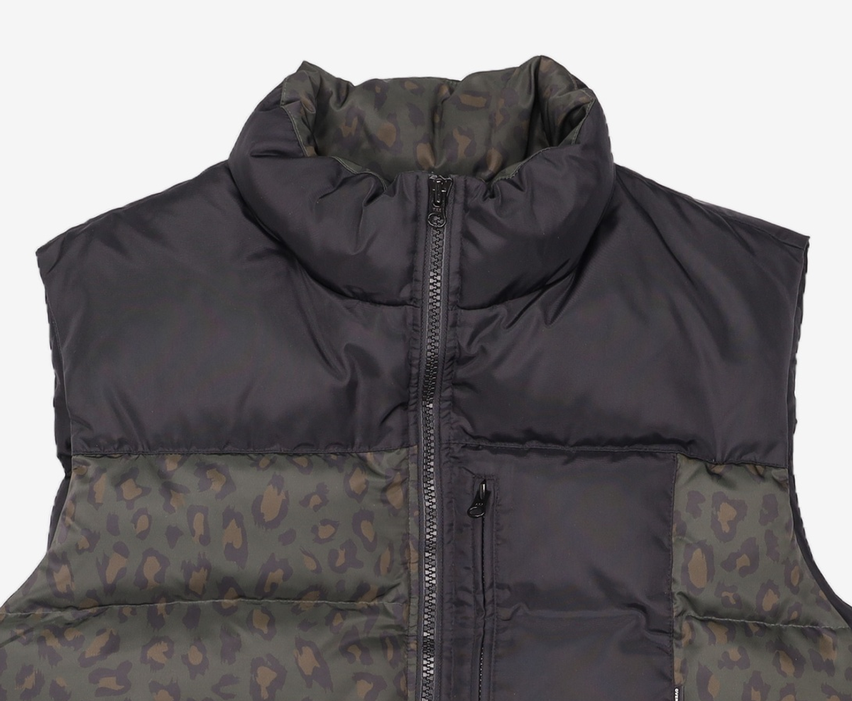 오버캐스트(OVERCAST) Leopard Goose Down Vest (Dark Green) L