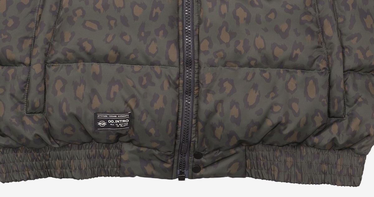오버캐스트(OVERCAST) Leopard Goose Down Vest (Dark Green) L
