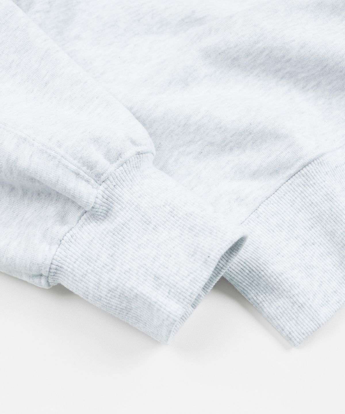 프리즘웍스(FRIZMWORKS) SPRINT WITH BLINDFOLD SWEATSHIRT _ WHITE MELANGE