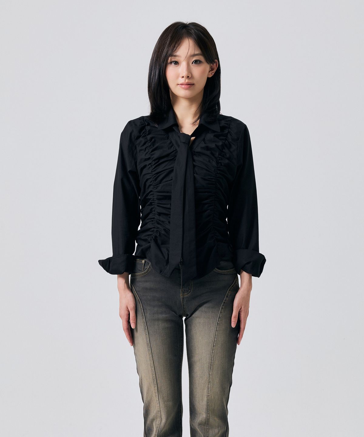 아리킴(ARIKIM) ELISE TIE SHIRRING SHIRT / BLACK