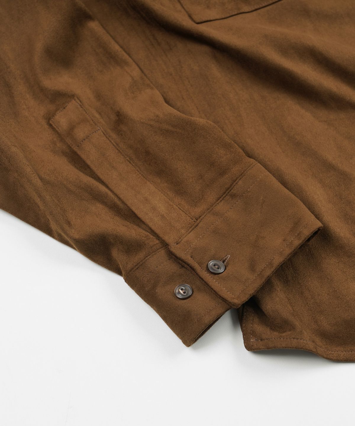 프리즘웍스(FRIZMWORKS) SUEDE TRUCKER RELAXED SHIRT _ BROWN