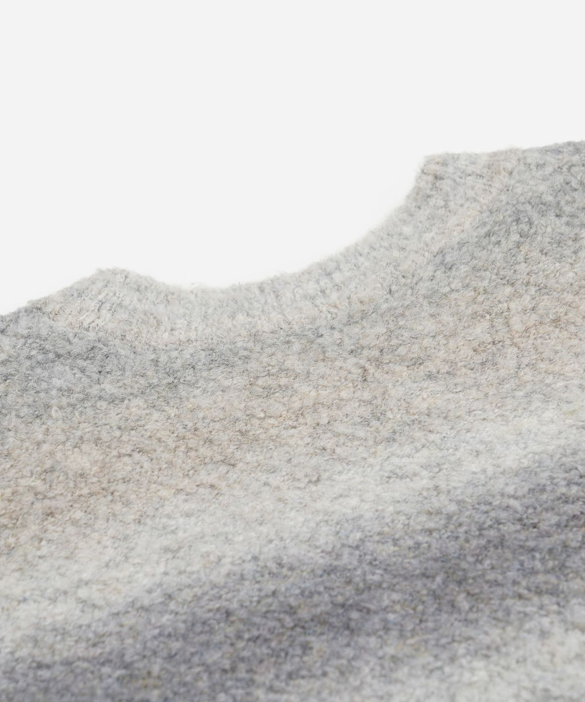 프리즘웍스(FRIZMWORKS) GRADATION BOUCLE KNIT _ FOG