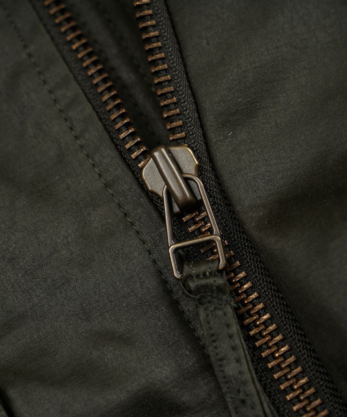 프리즘웍스(FRIZMWORKS) WAXED COTTON HERITAGE HUNTING JACKET _ OLIVE BROWN