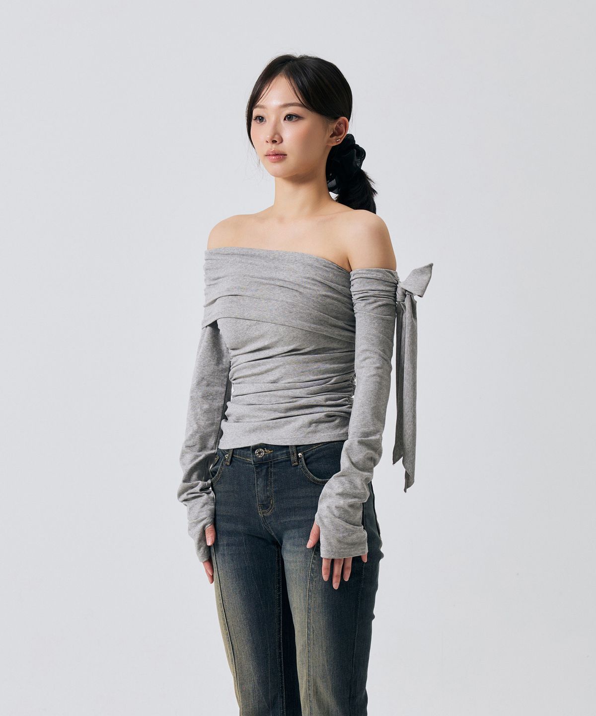 아리킴(ARIKIM) RIEN ONE-SHOULDER SHIRRING TOP / MELANGE
