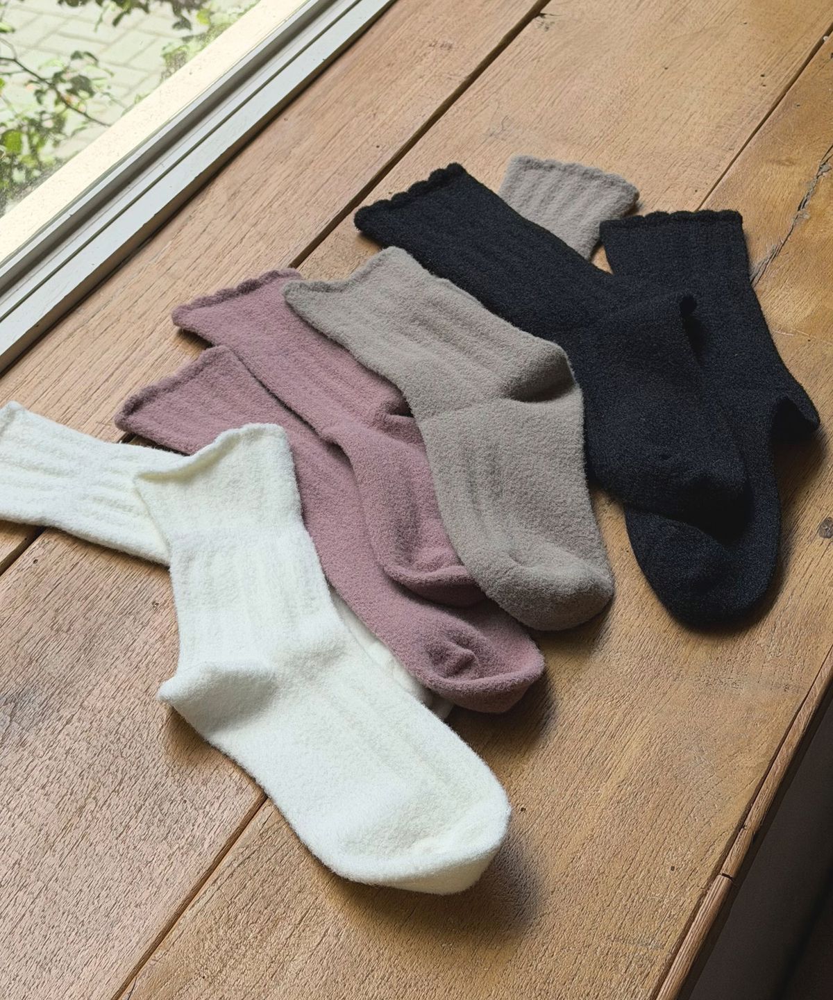 비아리츠(BIARRITZ) 수수 소프트 러플 크루 삭스 4color