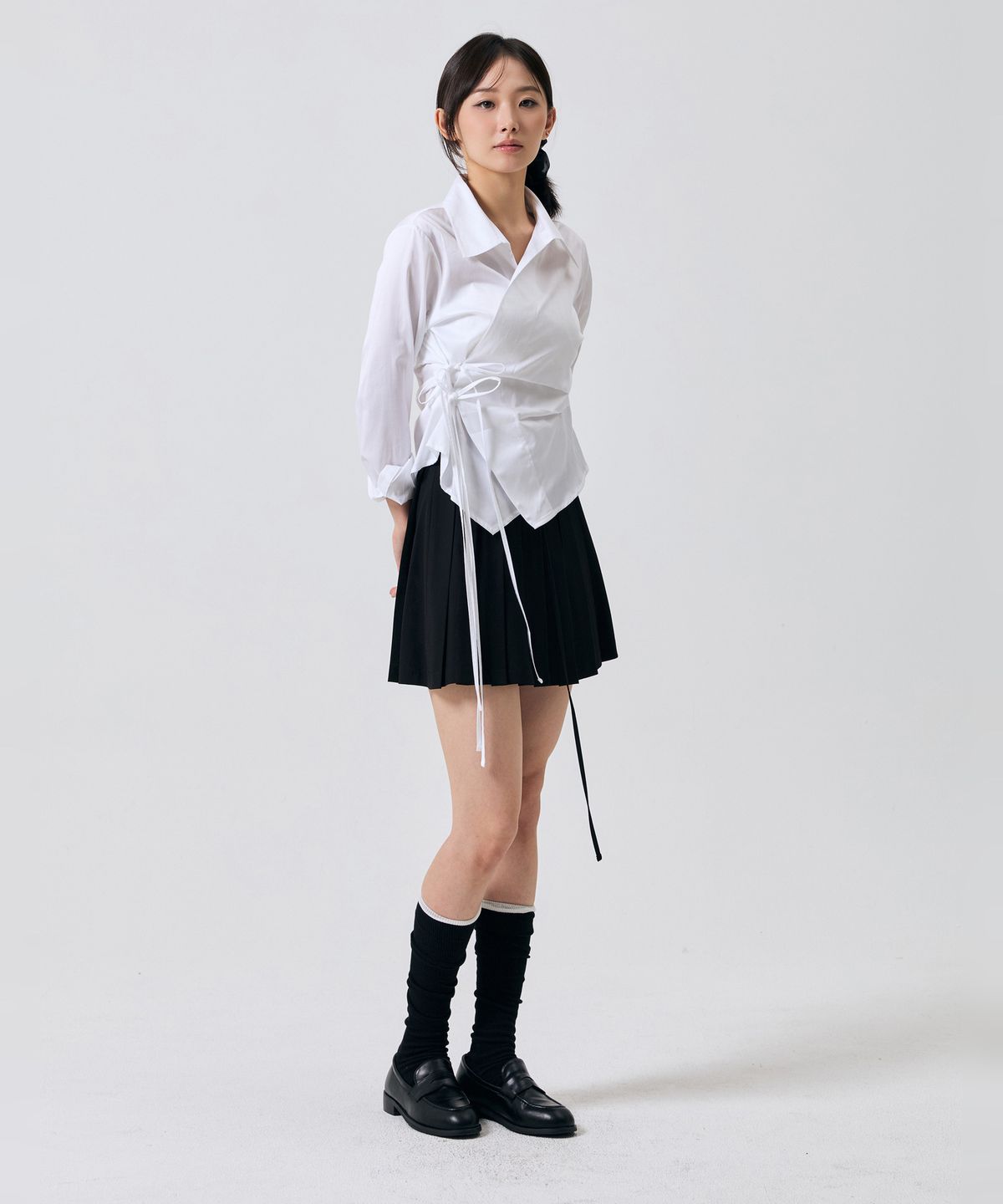 아리킴(ARIKIM) SWAN PLEATS SKIRT PANTS / BLACK