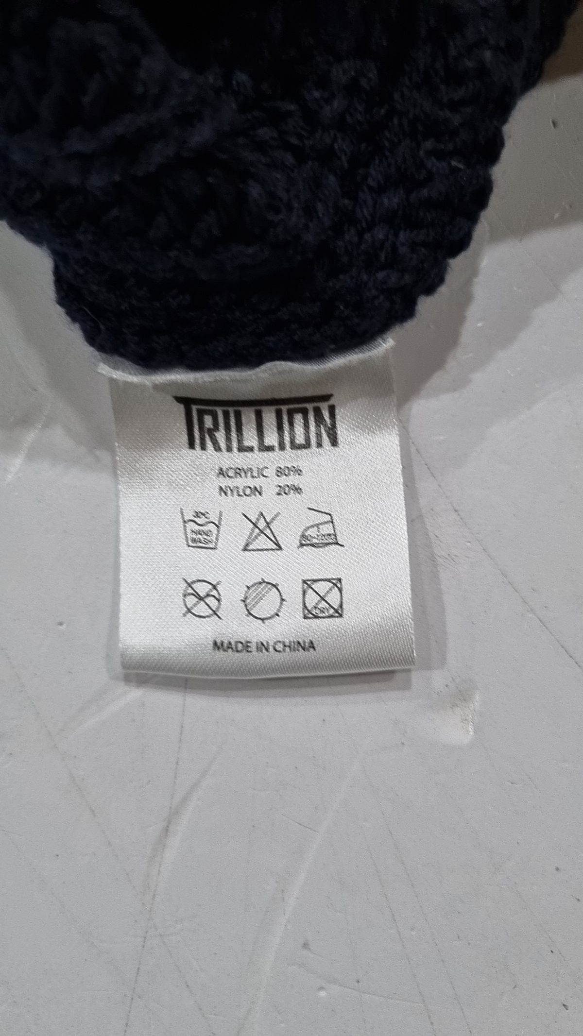 트릴리온(TRILLION) 니트/스웨터 L