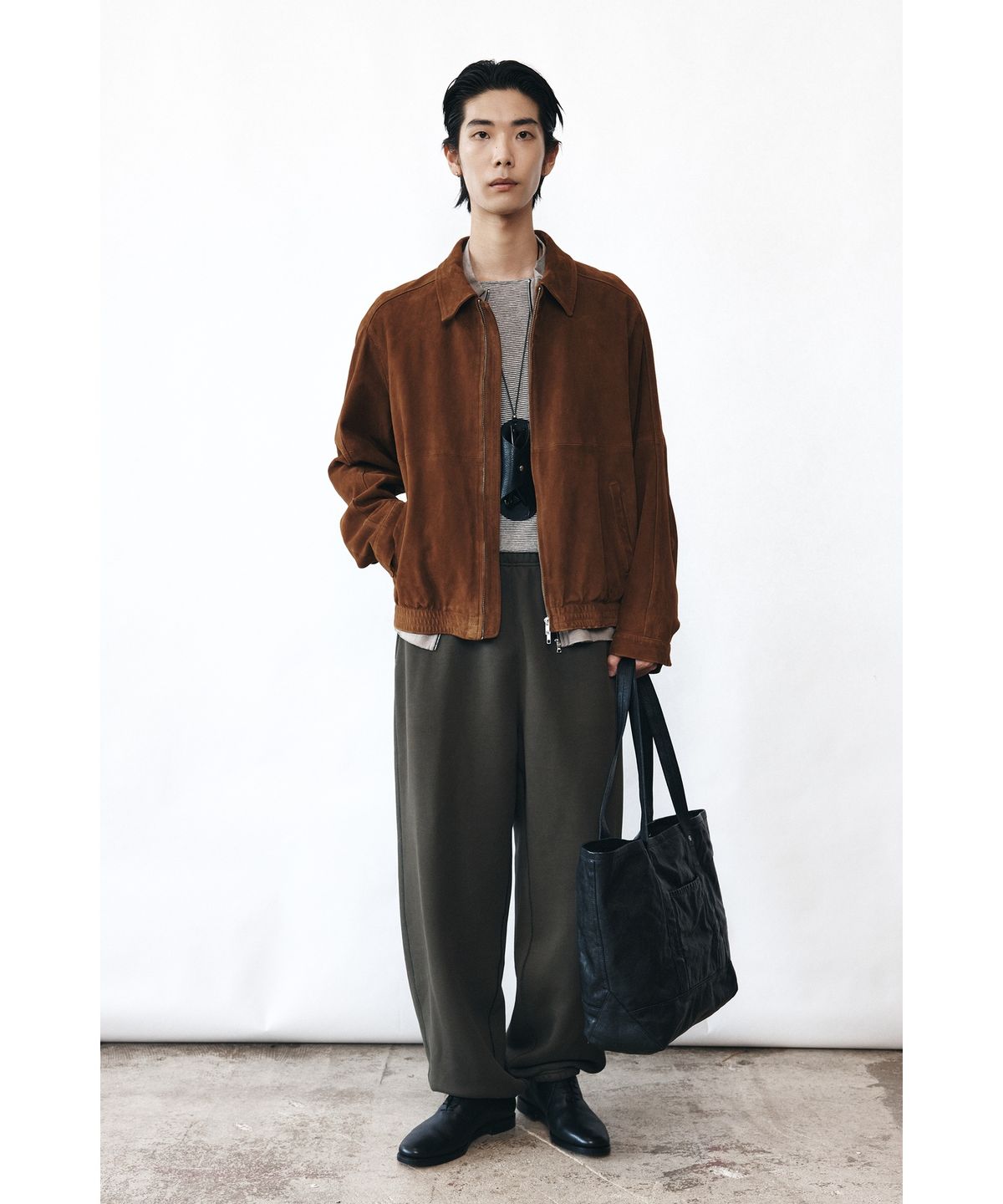 유스(YOUTH) Washed Leather Tote Bag - Black