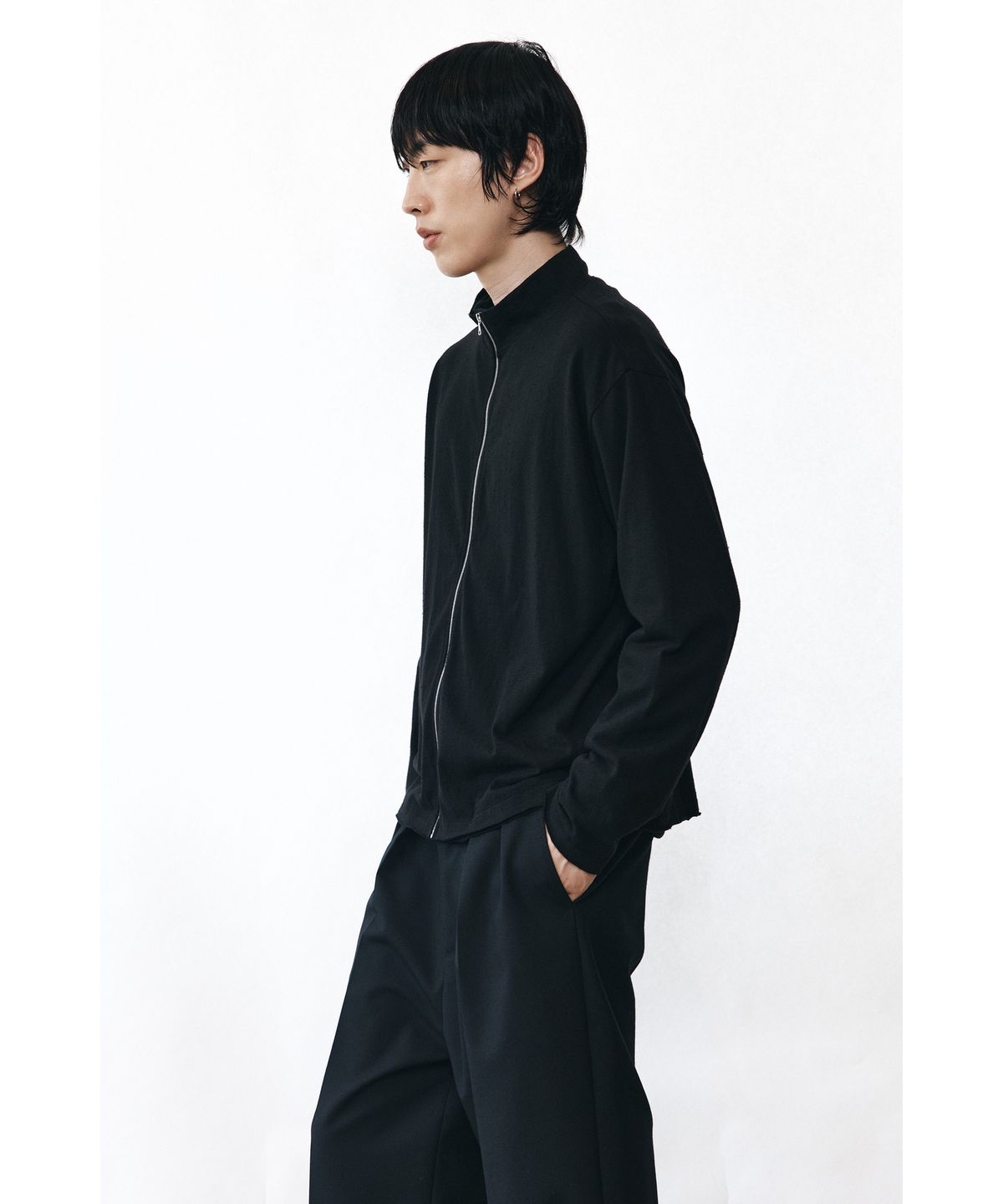 유스(YOUTH) Cut-off Zip-up T-shirt - Black