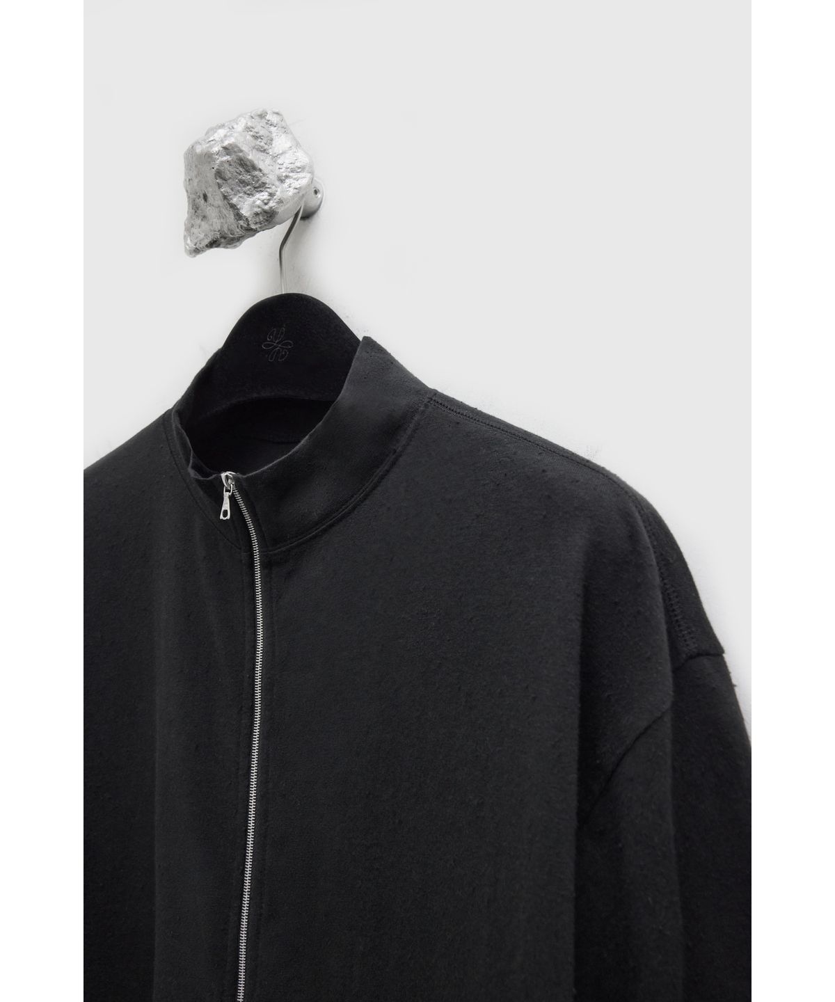 유스(YOUTH) Cut-off Zip-up T-shirt - Black