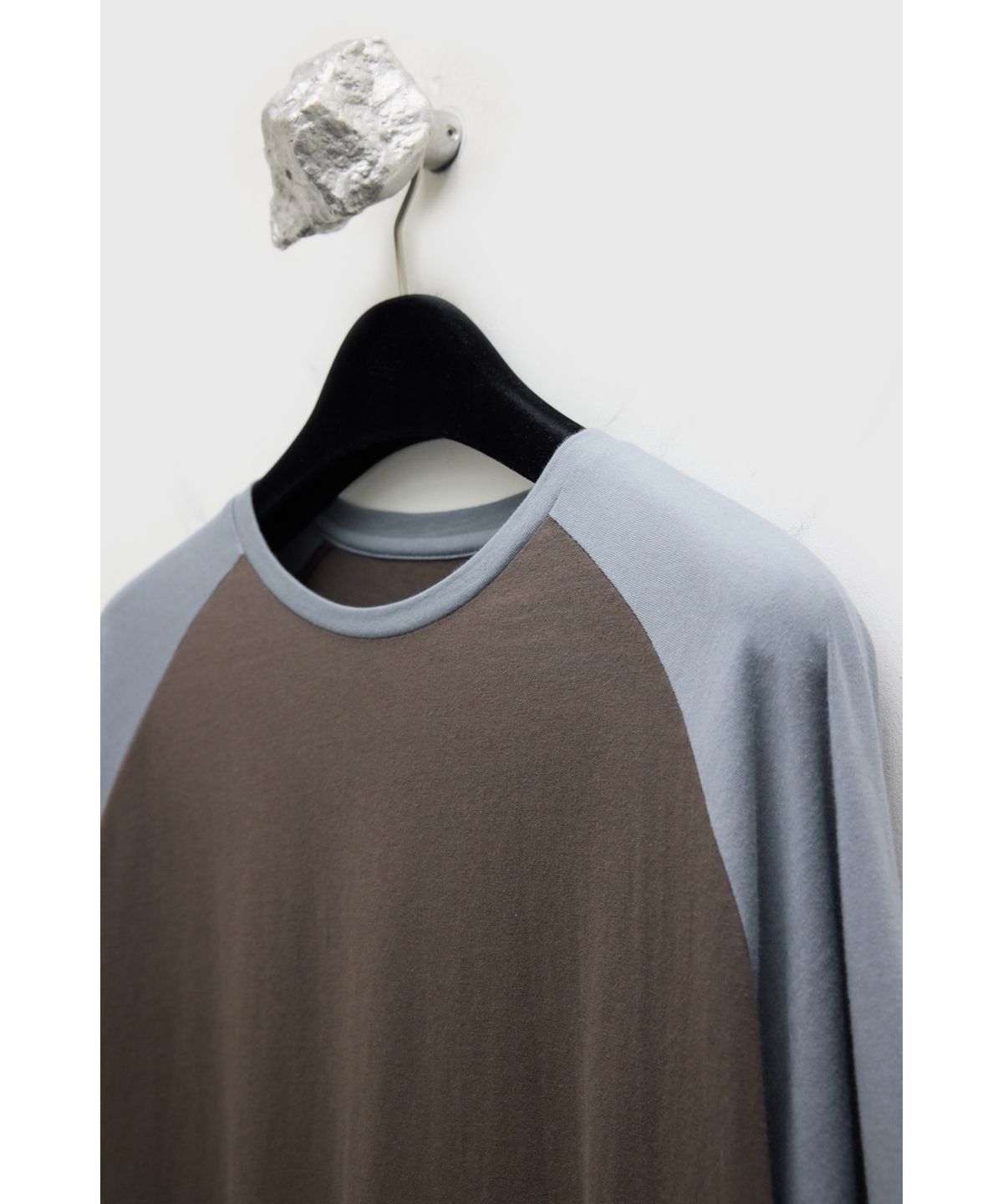 유스(YOUTH) Cut-off Raglan L/S T-shirt - Brown & Blue