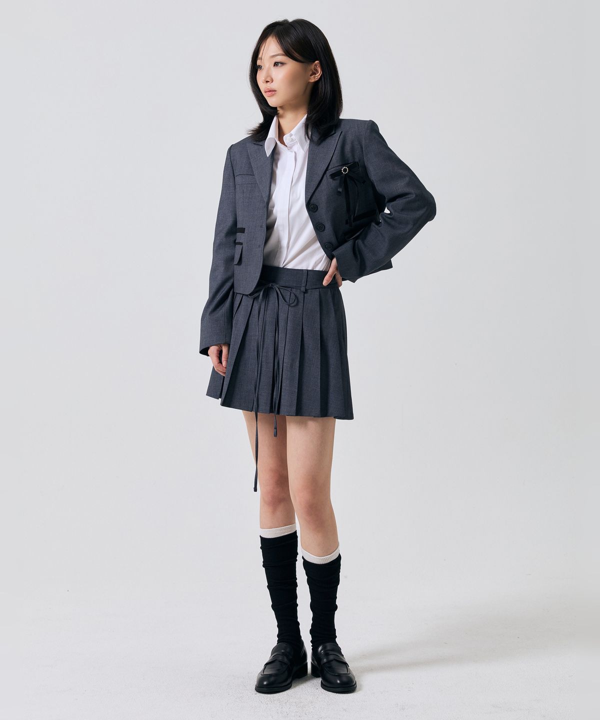 아리킴(ARIKIM) SWAN PLEATS SKIRT PANTS / CHARCOAL