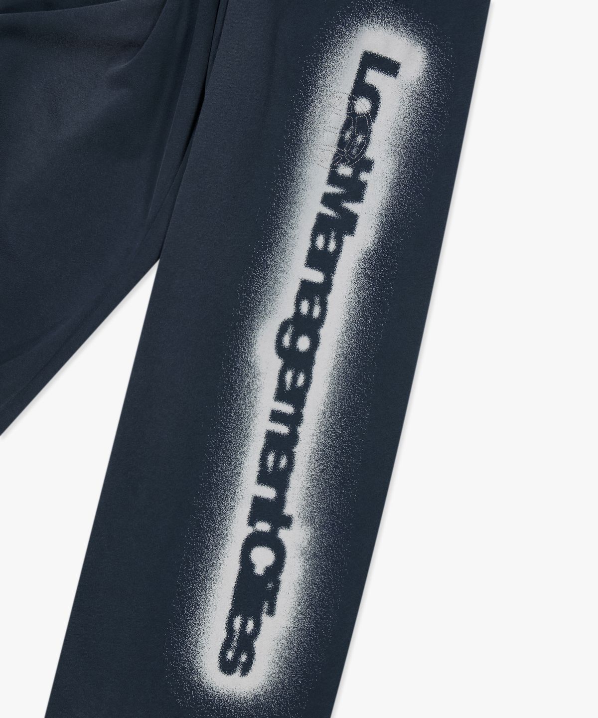 엘엠씨(LMC) SUNFADE BLUR LOGO SWEAT PANTS navy