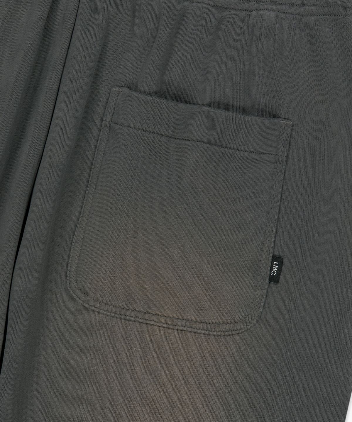 엘엠씨(LMC) SUNFADE BLUR LOGO SWEAT PANTS charcoal