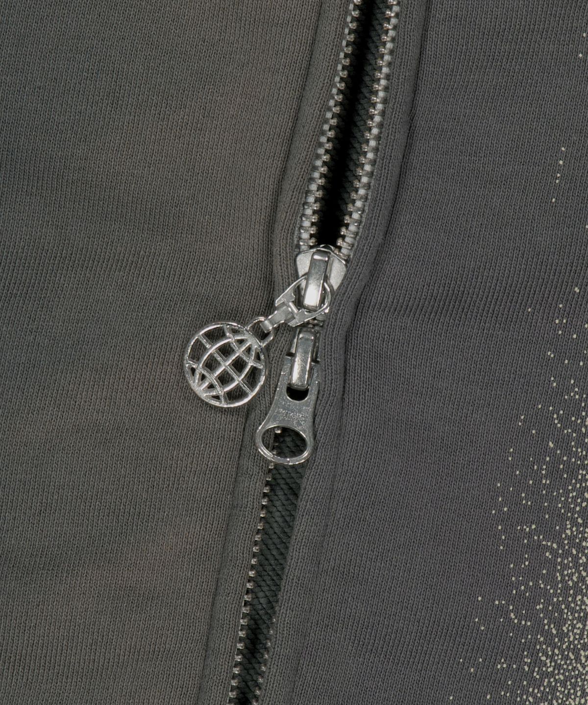 엘엠씨(LMC) SUNFADE BLUR LOGO HOODIE ZIP-UP charcoal