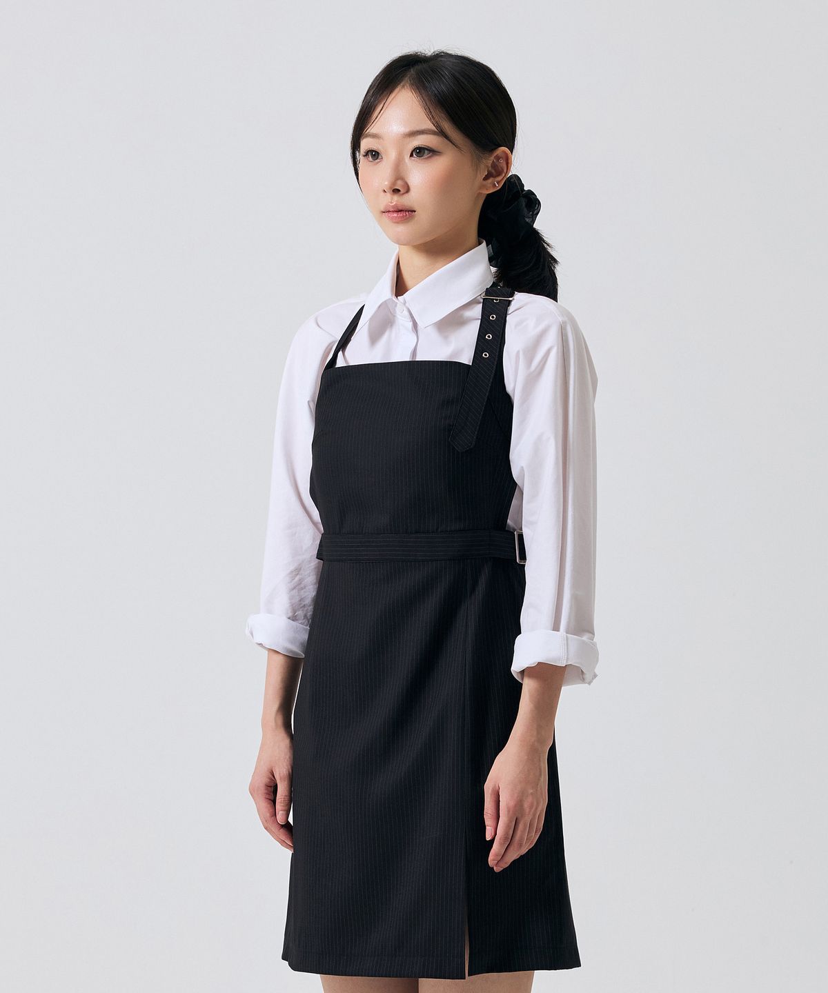 아리킴(ARIKIM) ODE BUCKLE MINI DRESS / BLACK