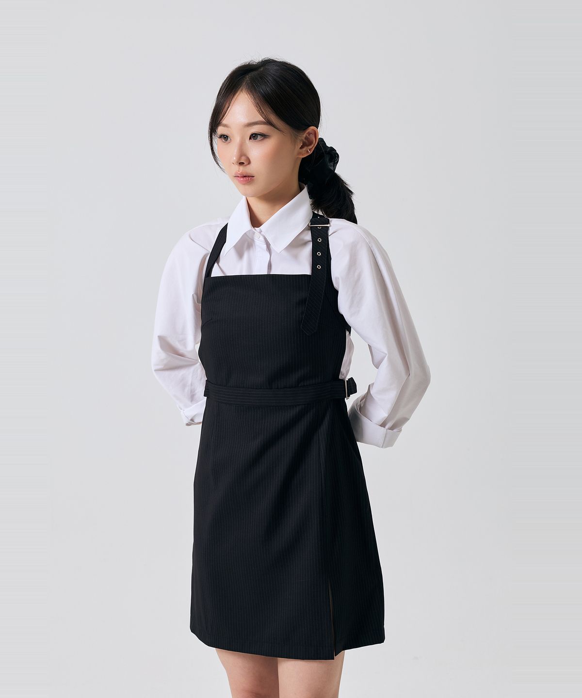 아리킴(ARIKIM) ODE BUCKLE MINI DRESS / BLACK